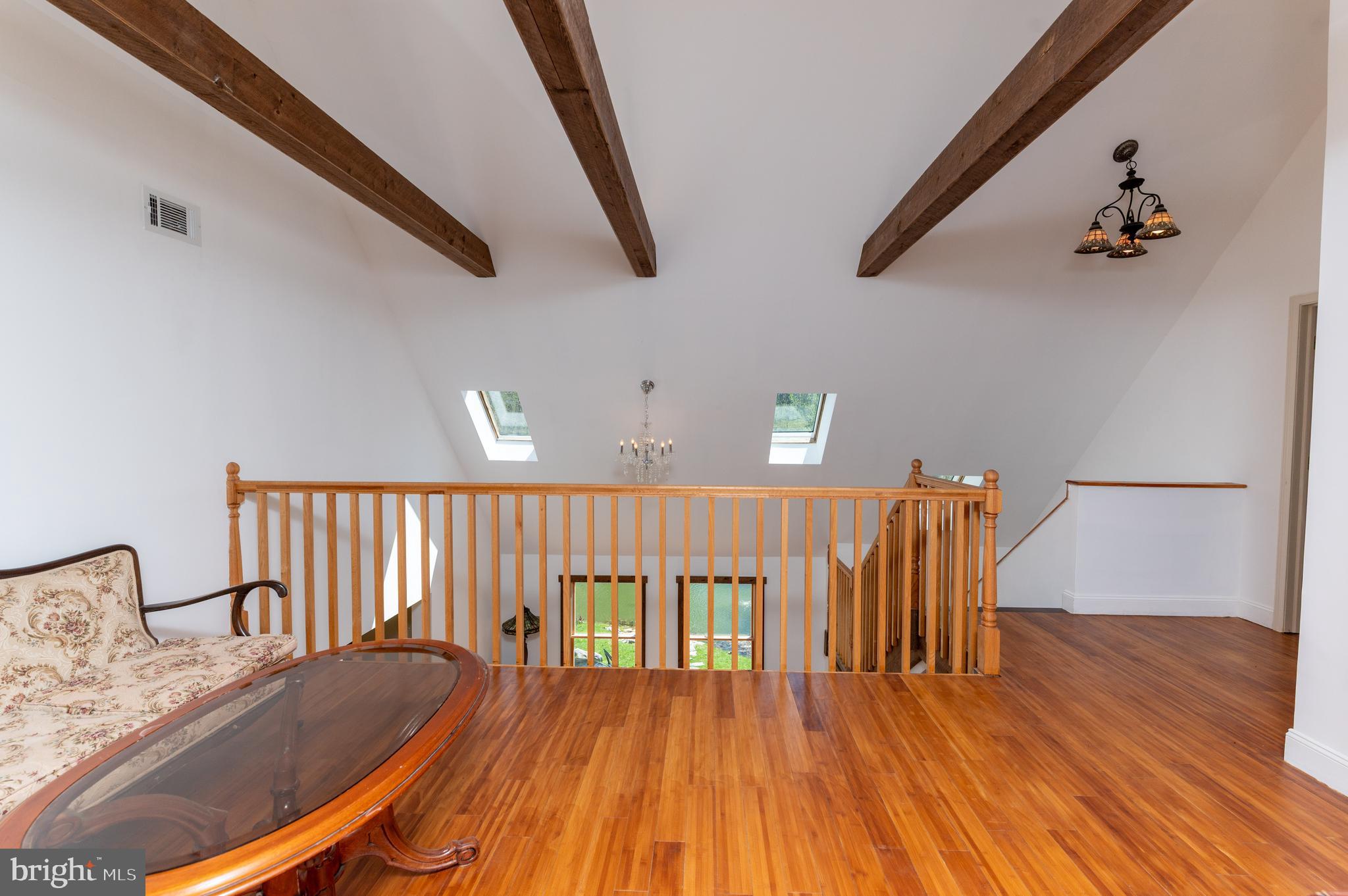GLENOAK FOREST - Residential