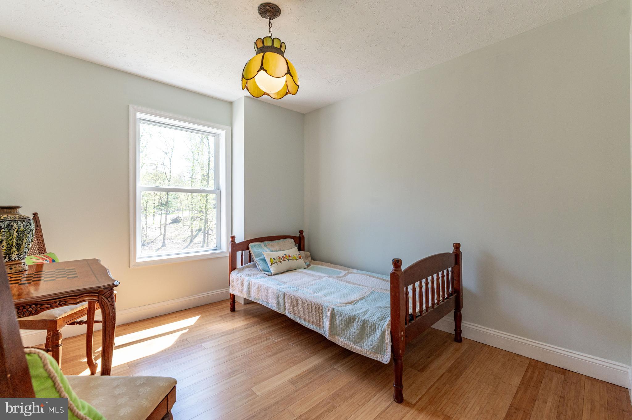 GLENOAK FOREST - Residential