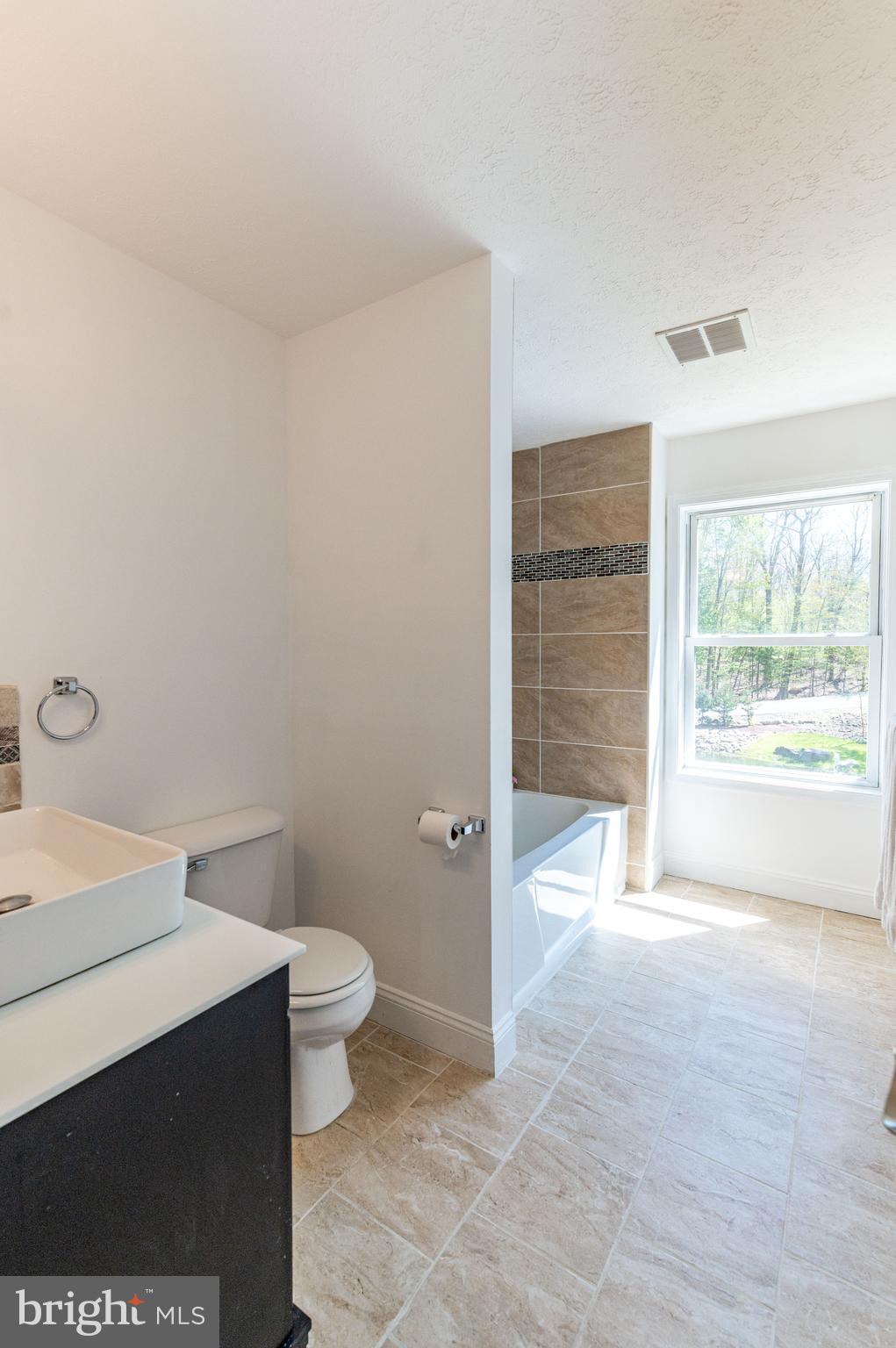 GLENOAK FOREST - Residential
