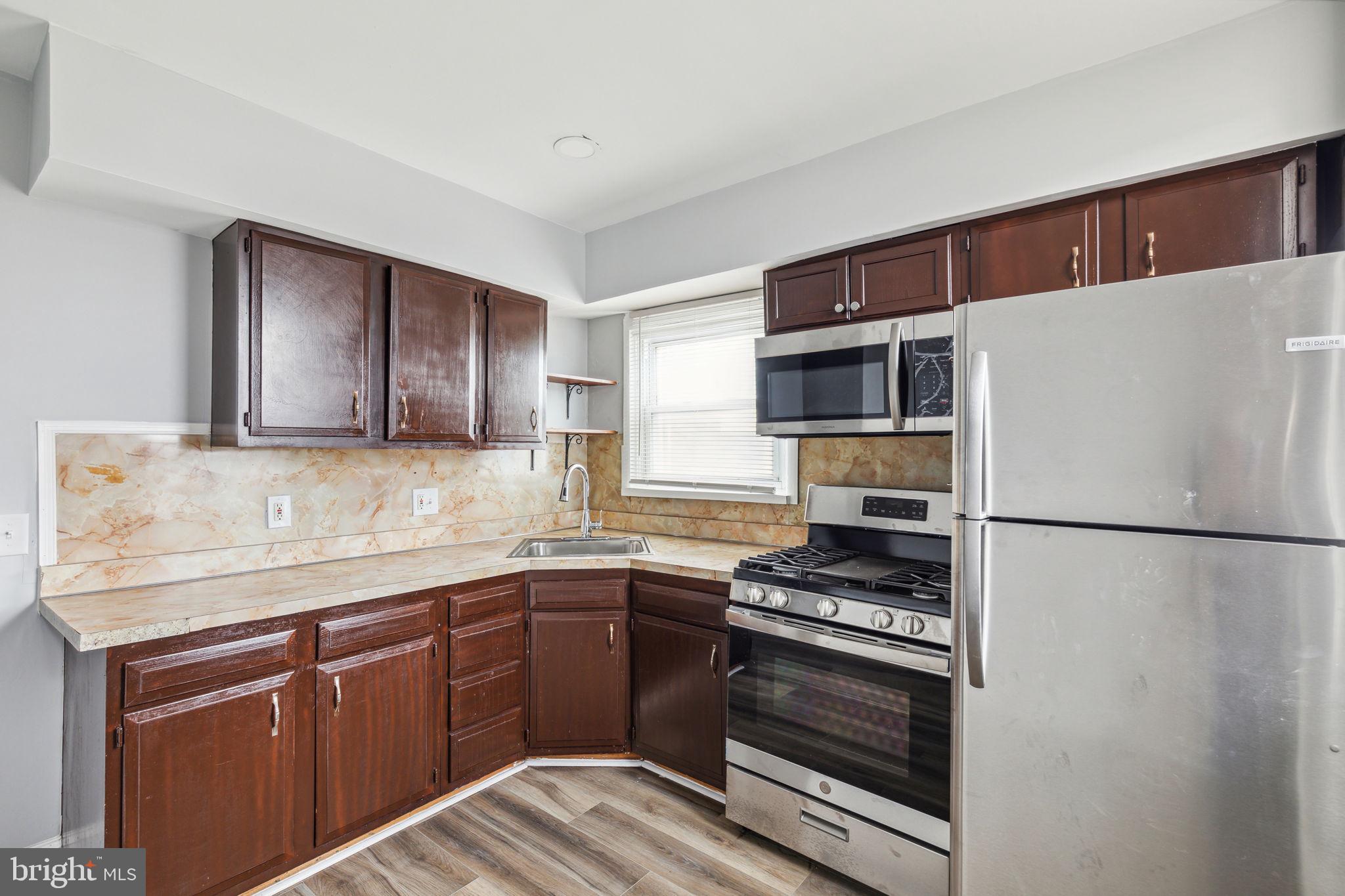 OVERBROOK PARK - Residential Income