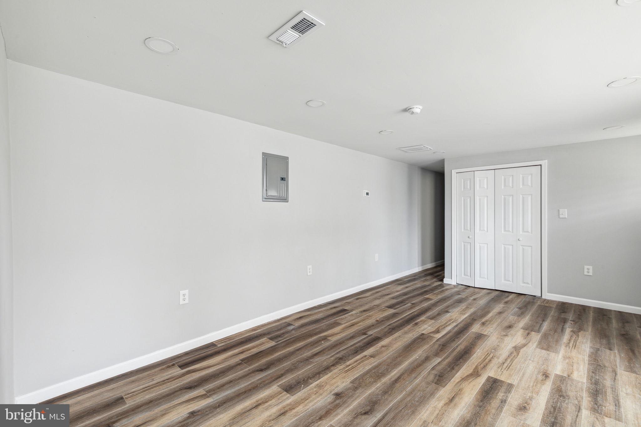 OVERBROOK PARK - Residential Income
