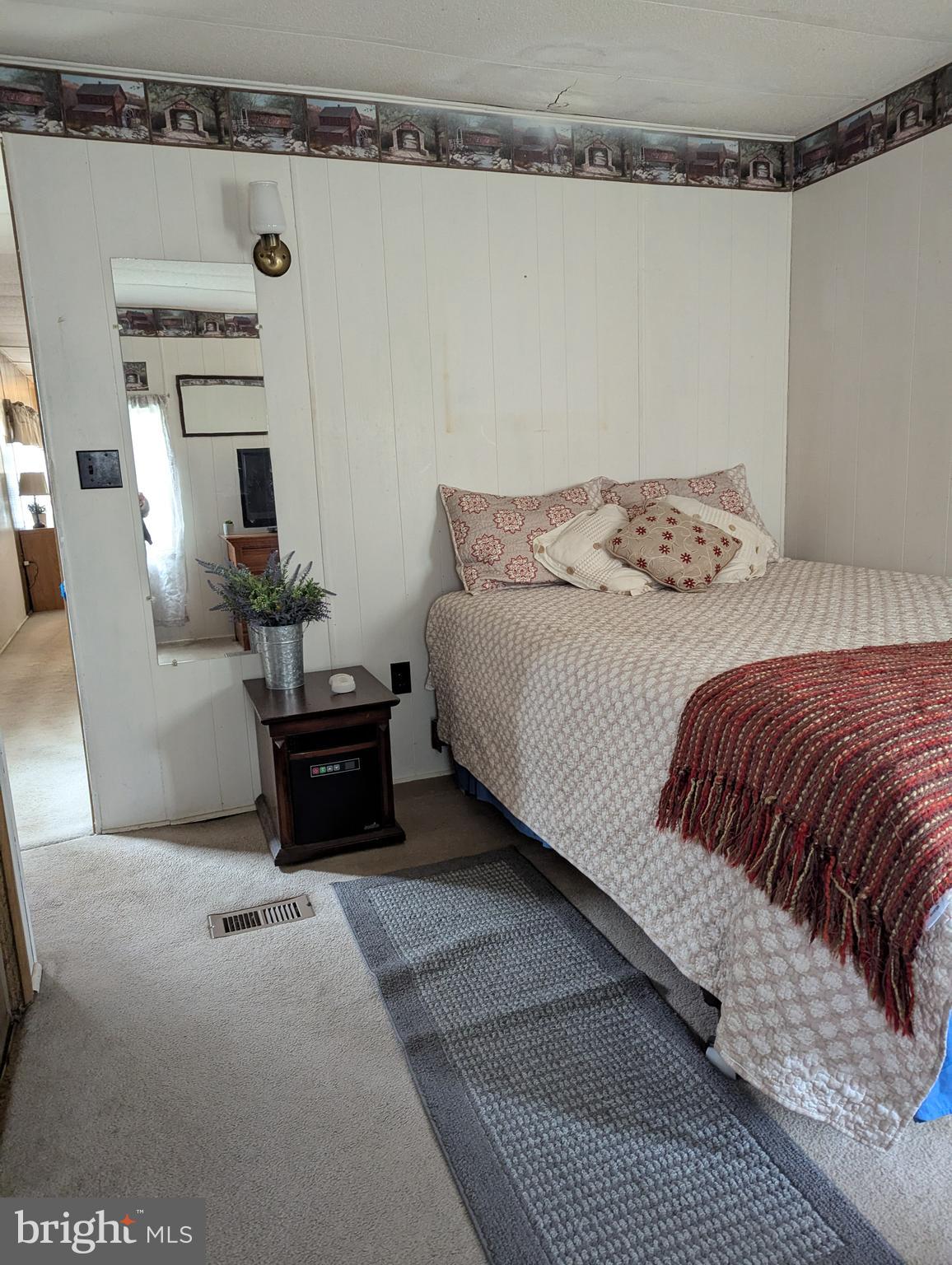 HILLANDALE HOMES - Residential