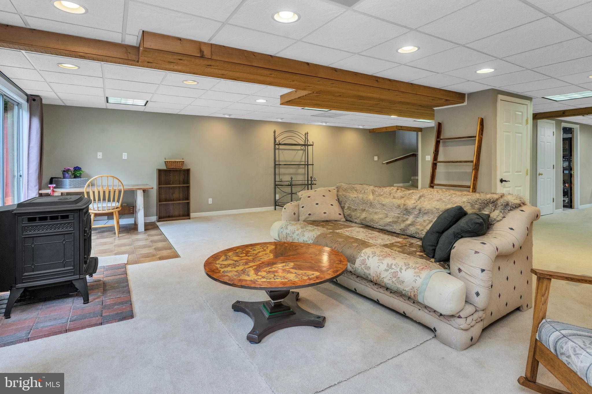 SUNSHINE HILLS - Residential