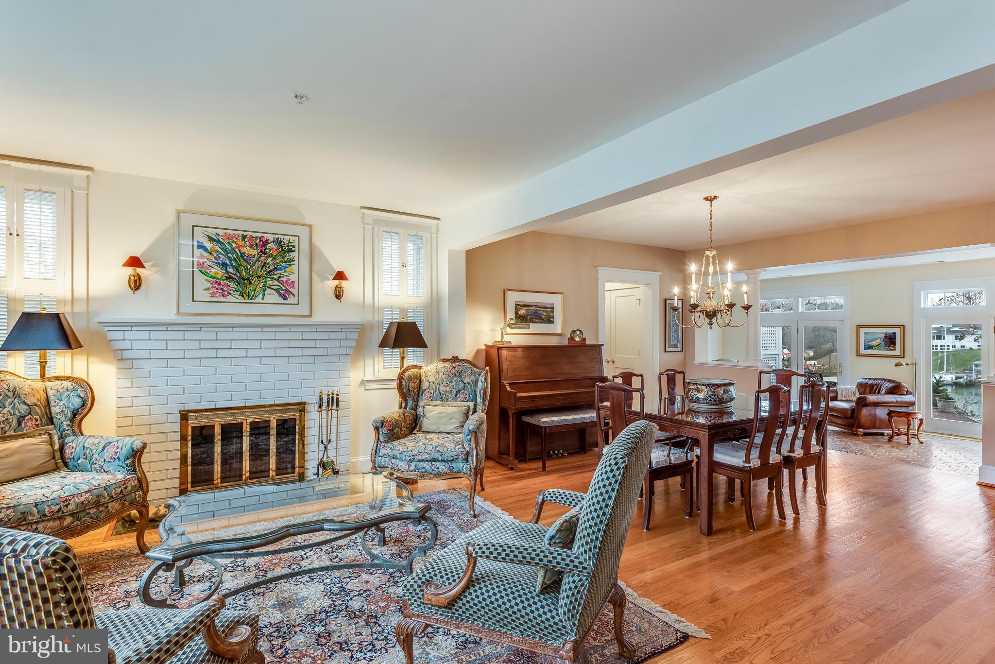 MURRAY HILL - Residential