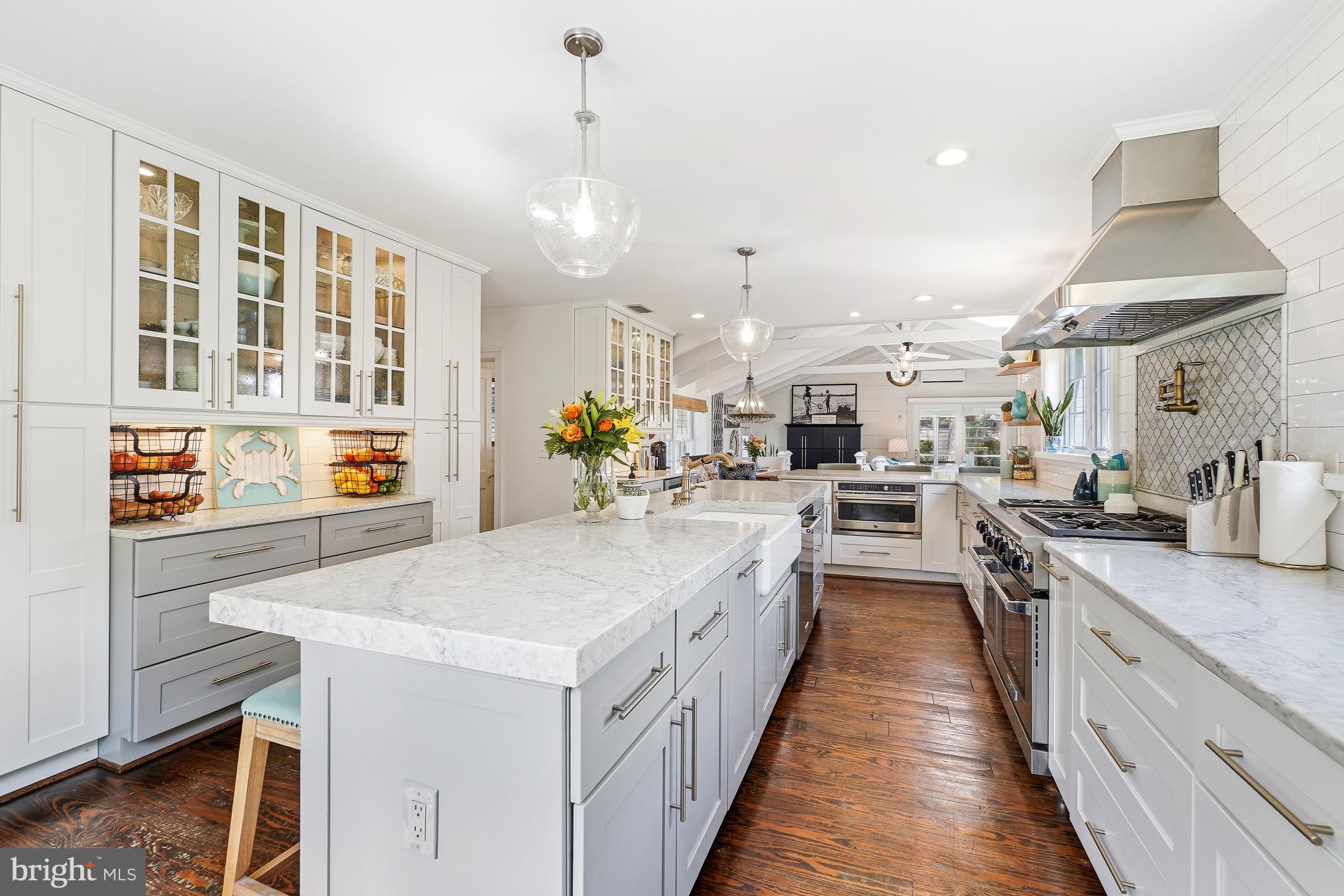 OLDE SEVERNA PARK - Residential