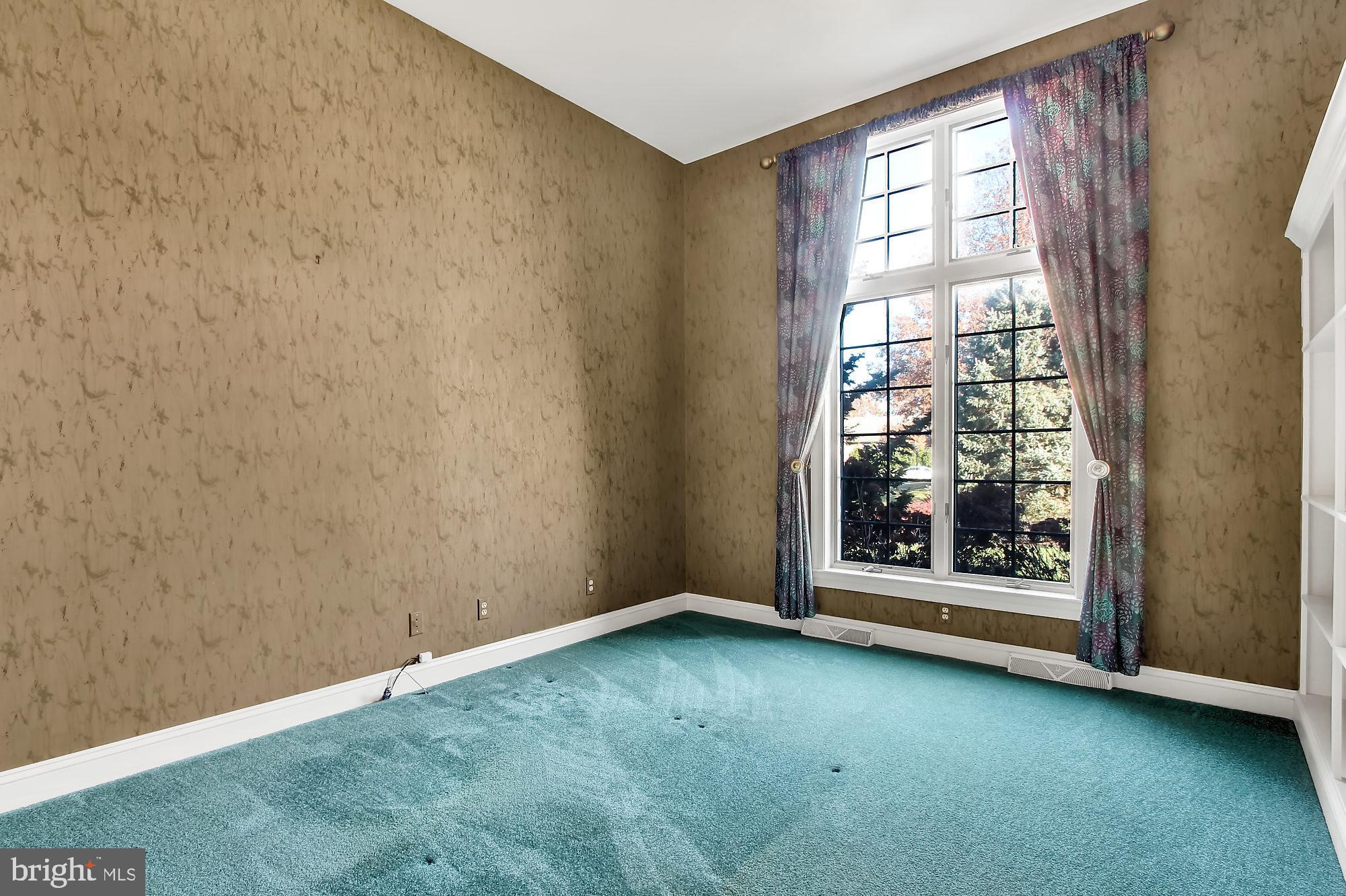 BRITTANY - Residential