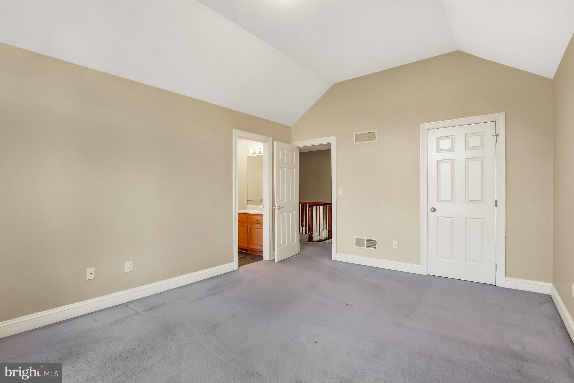 BRITTANY - Residential