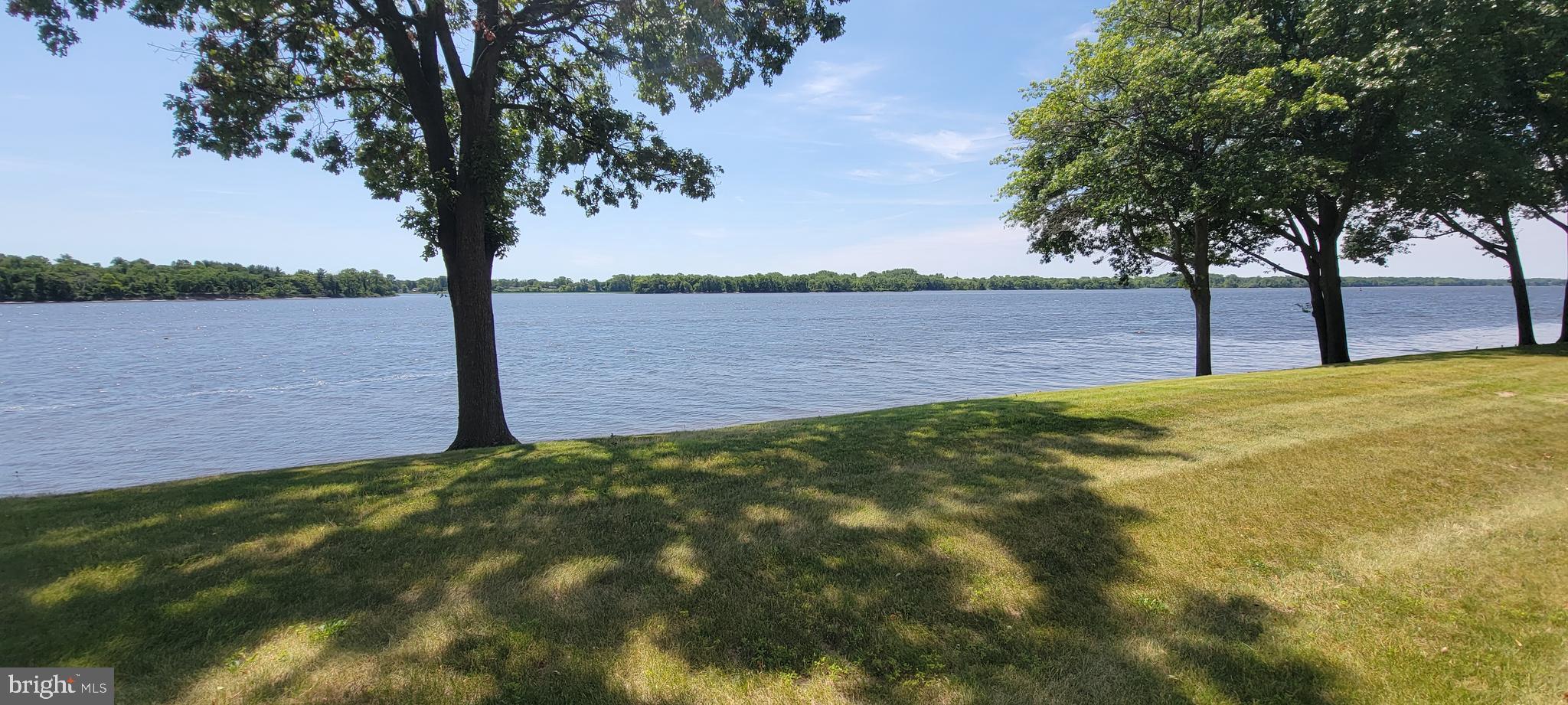 BAKERS BAY CONDOMINIUMS - Residential