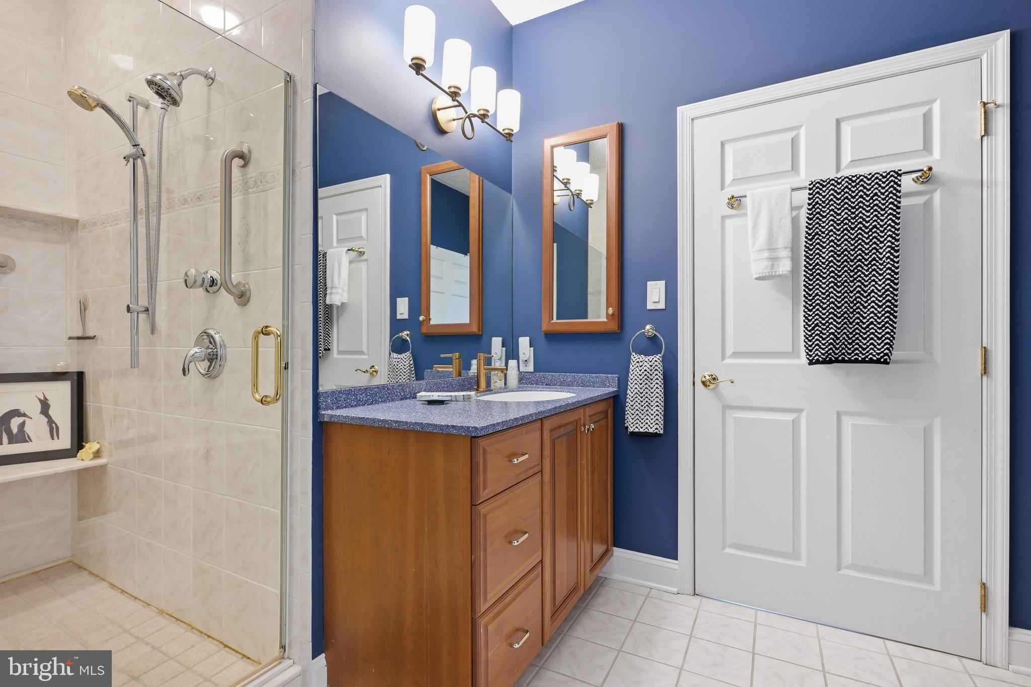 TOMES LANDING - Residential