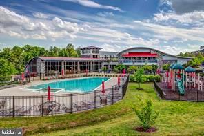 POTOMAC CLUB II - Residential