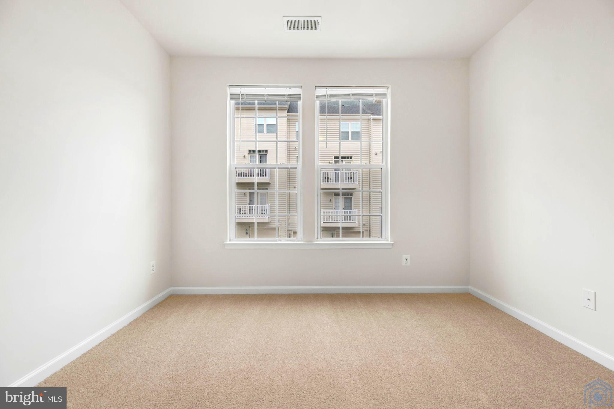 POTOMAC CLUB II - Residential