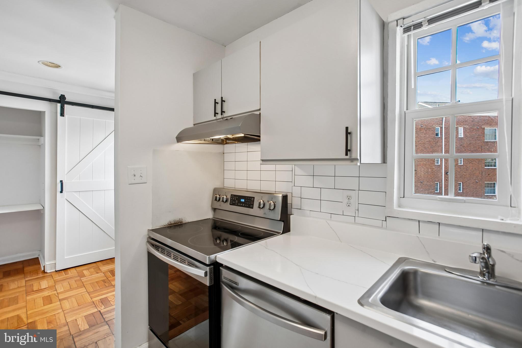 POTOWMACK CROSSING - Residential