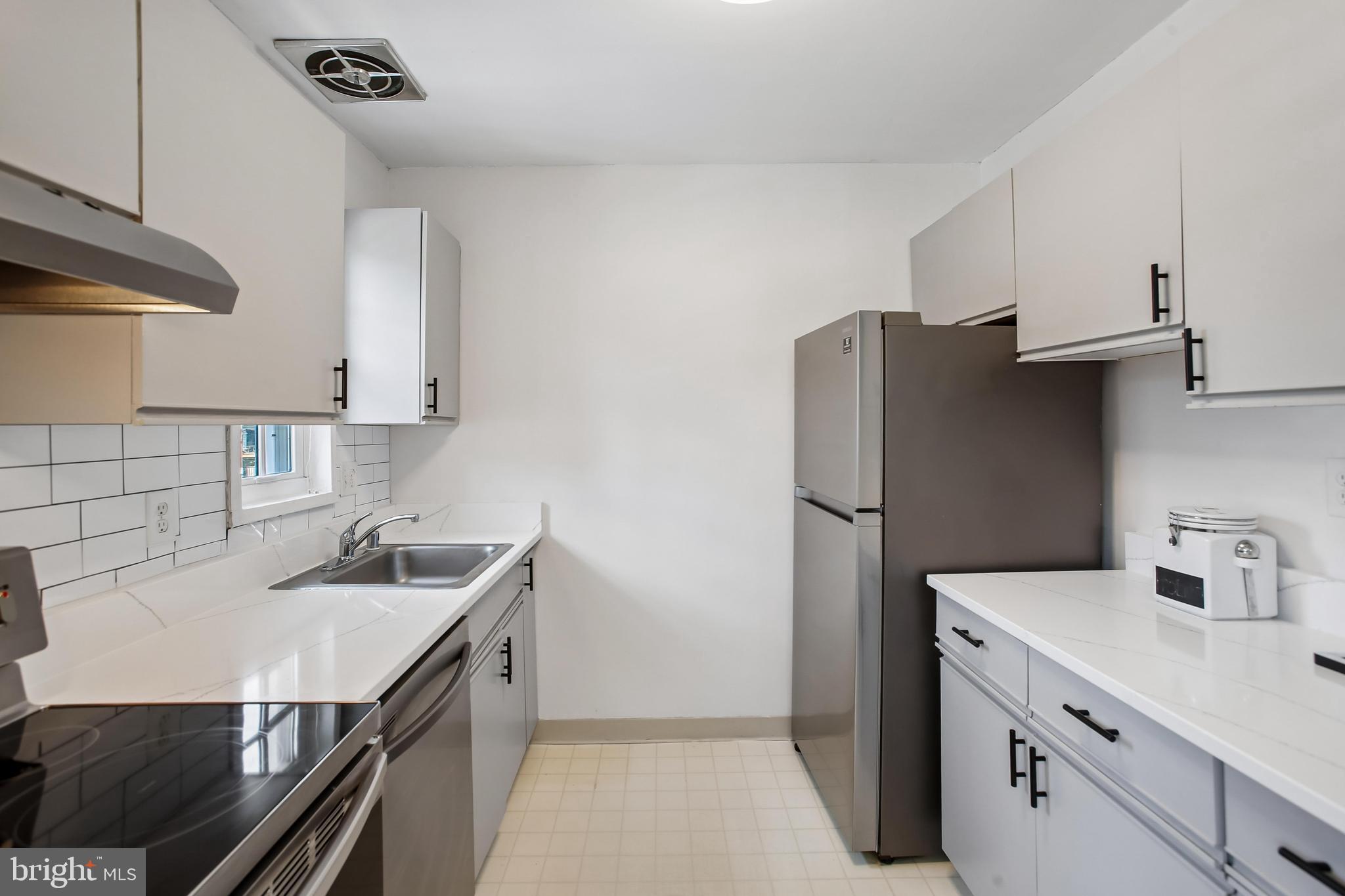 POTOWMACK CROSSING - Residential