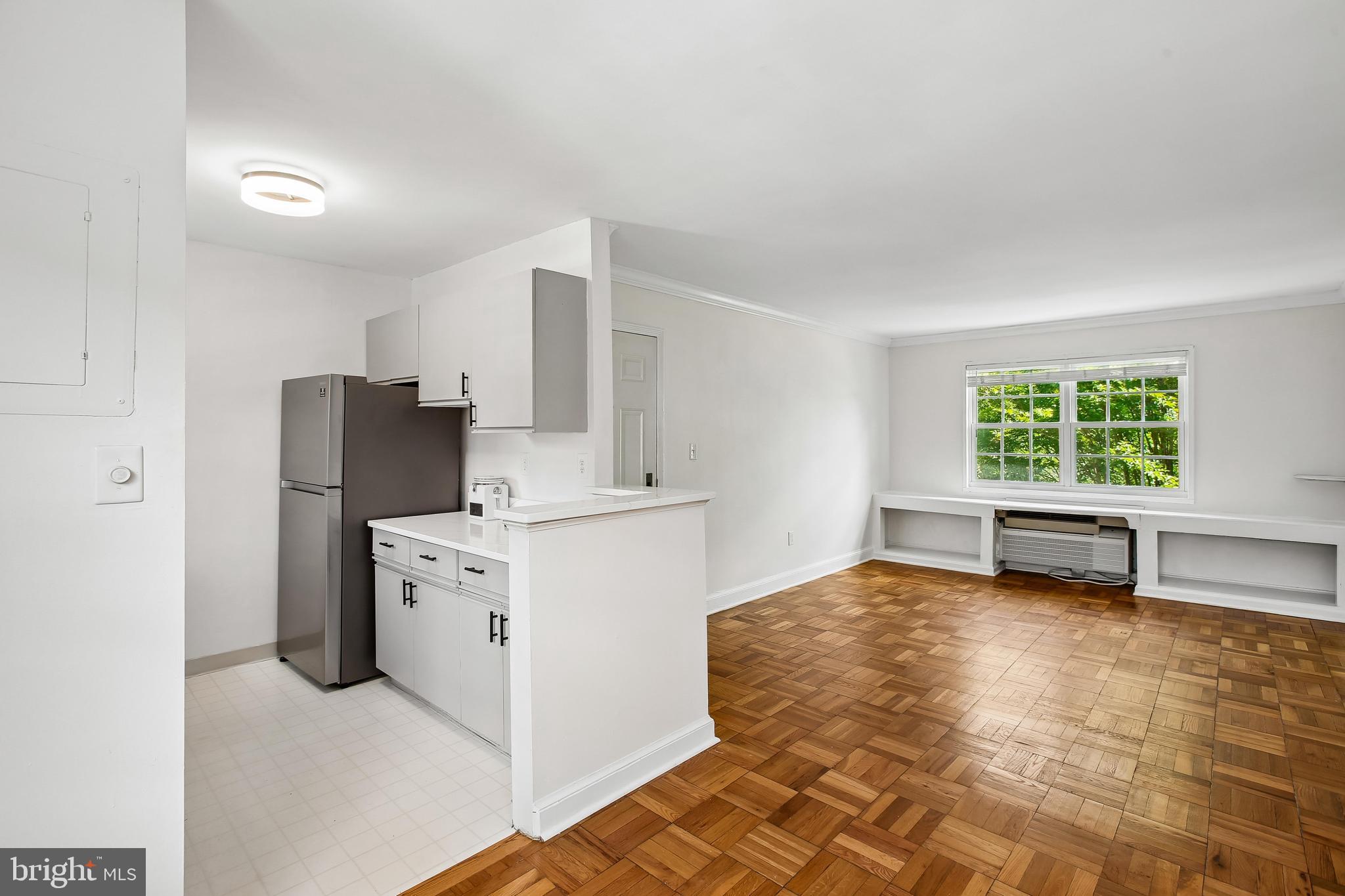 POTOWMACK CROSSING - Residential