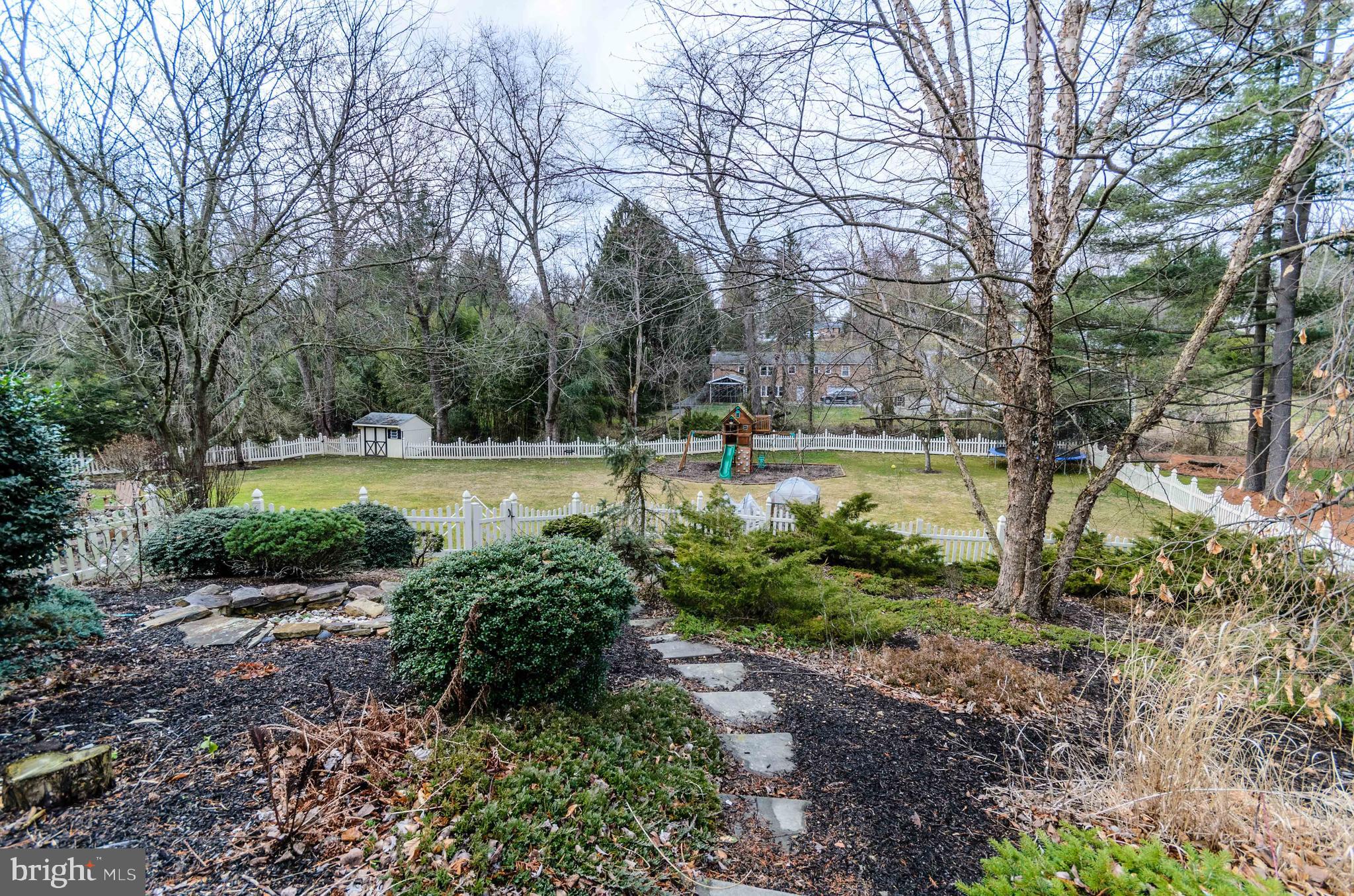 MCDONALD HEIGHTS - Residential