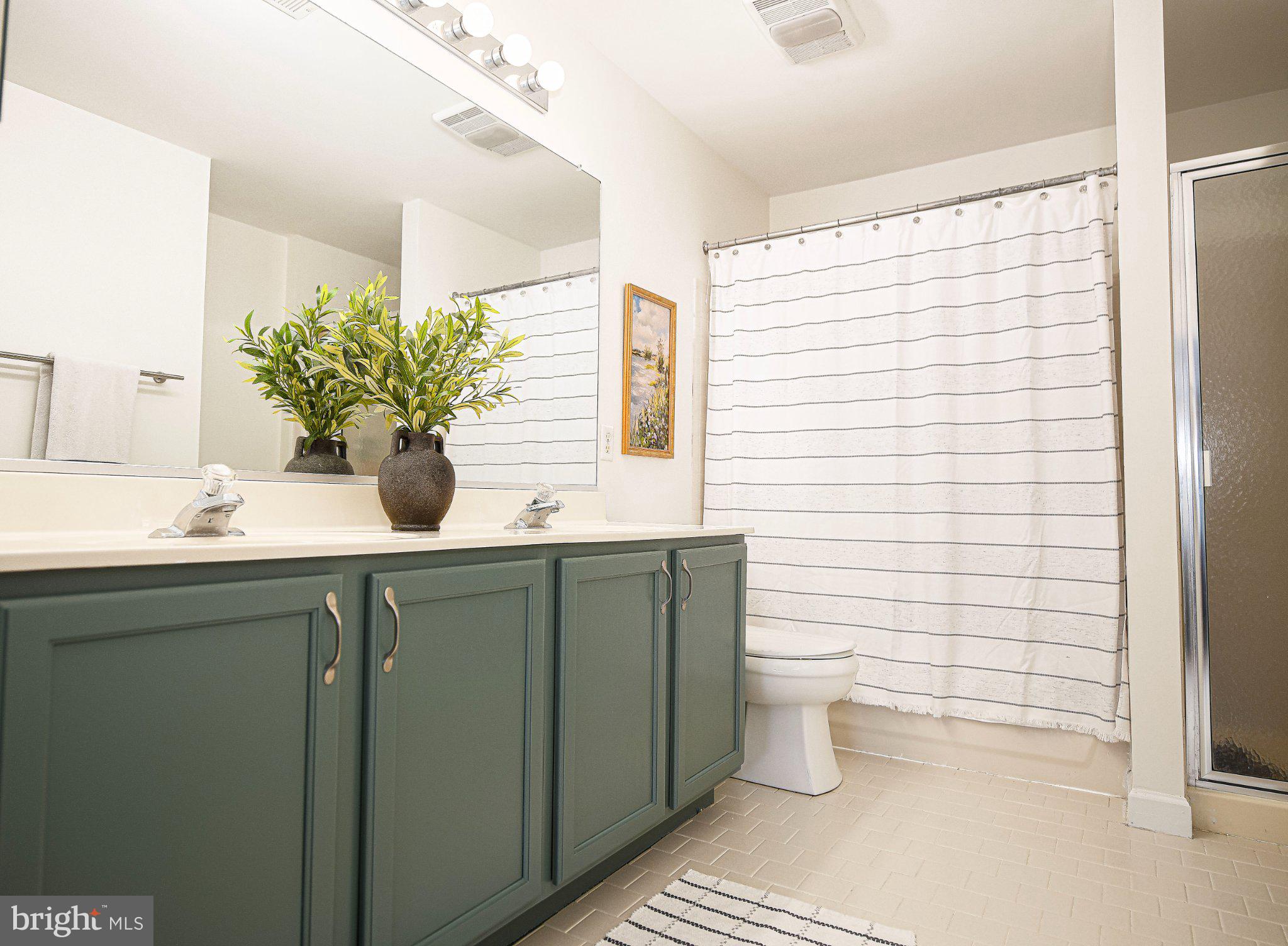 SPRINGHOUSE STATION - Residential
