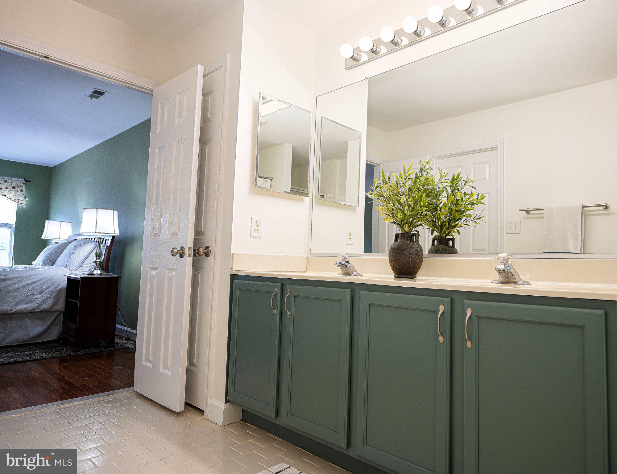 SPRINGHOUSE STATION - Residential