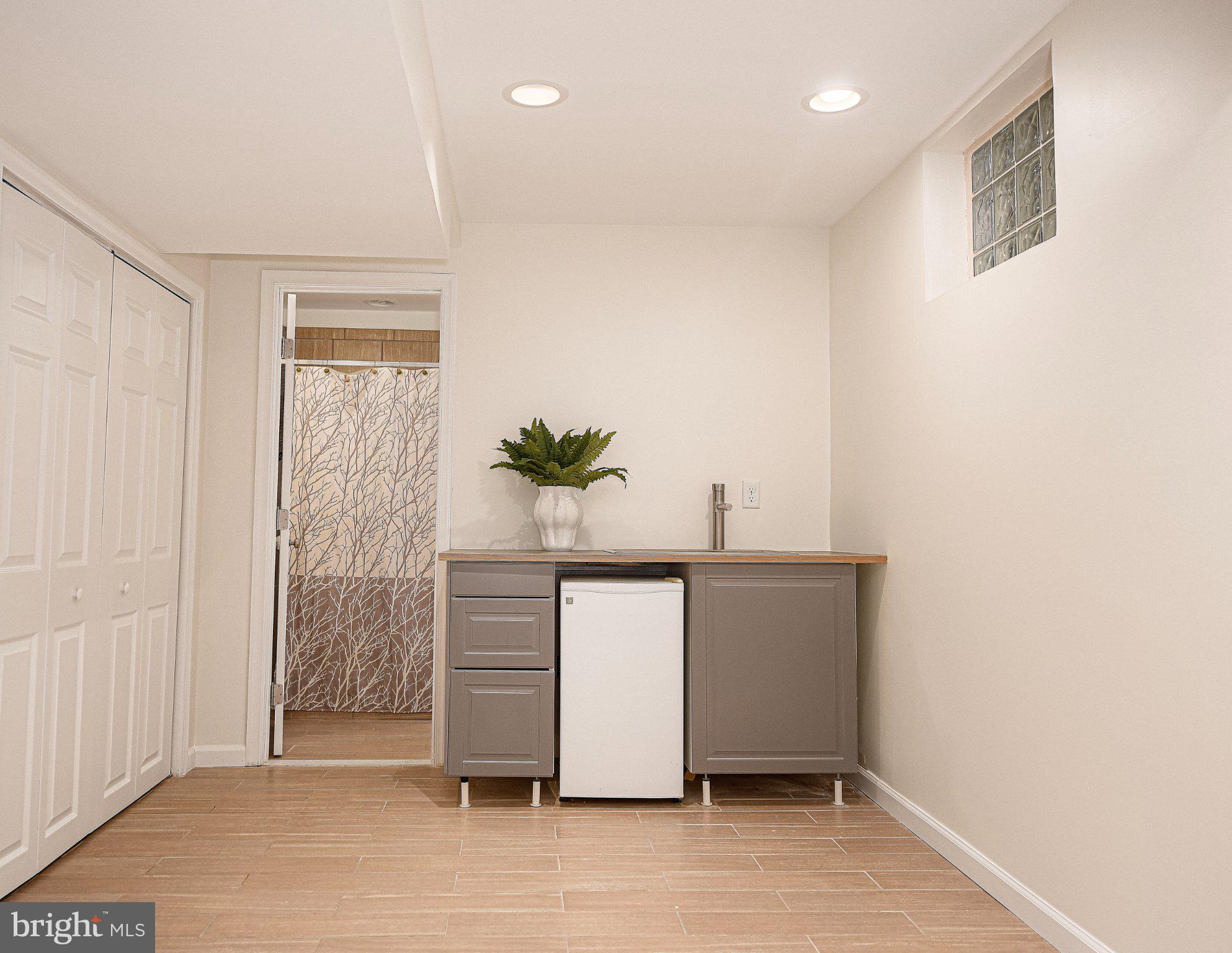 SPRINGHOUSE STATION - Residential