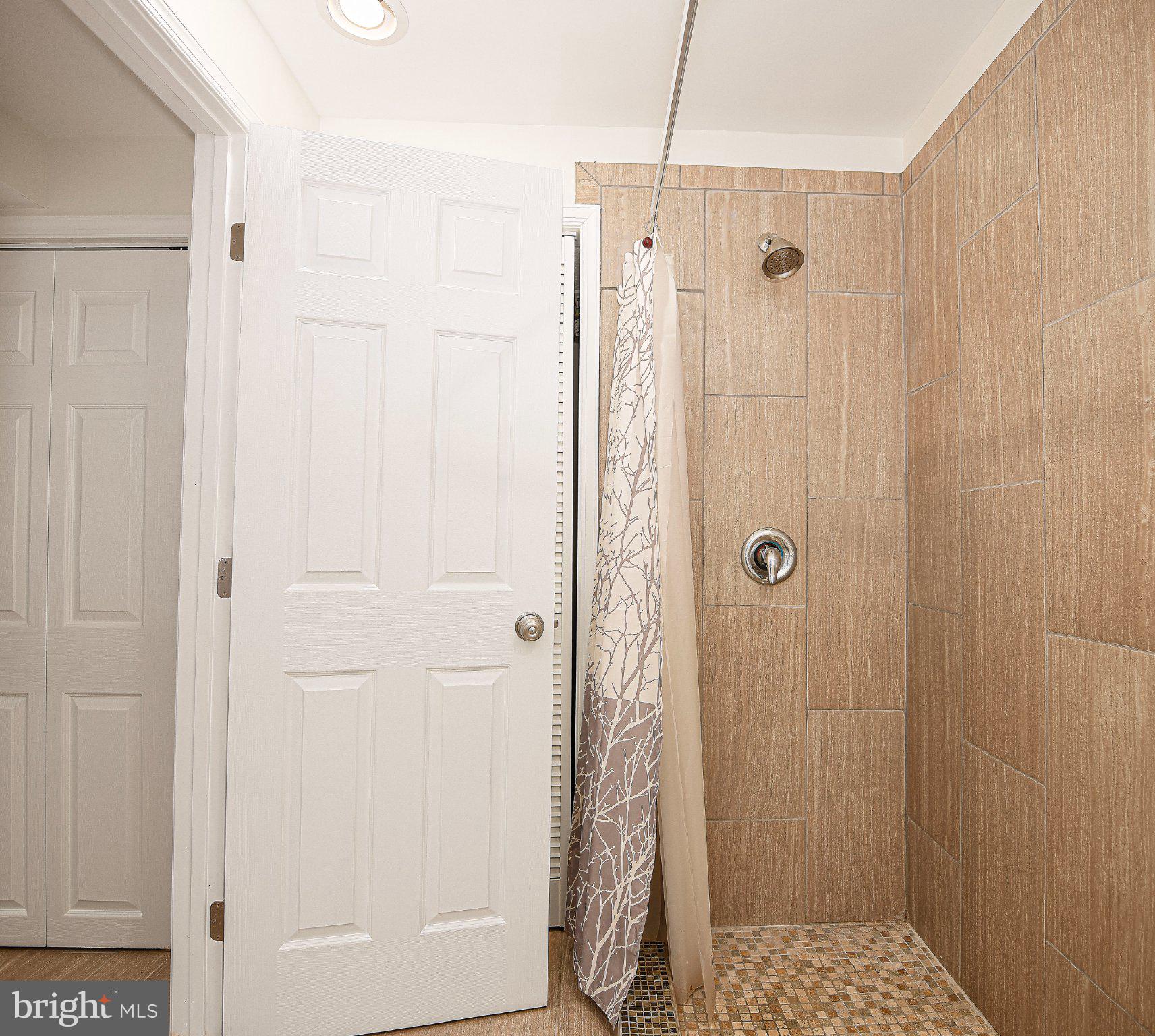 SPRINGHOUSE STATION - Residential