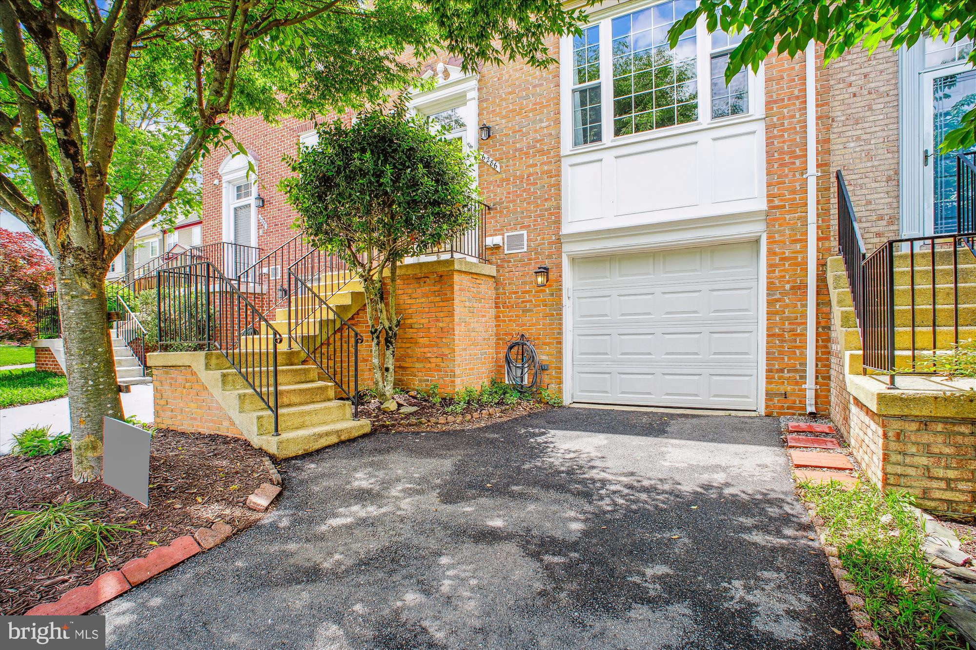 KINGSTOWNE - Residential Lease