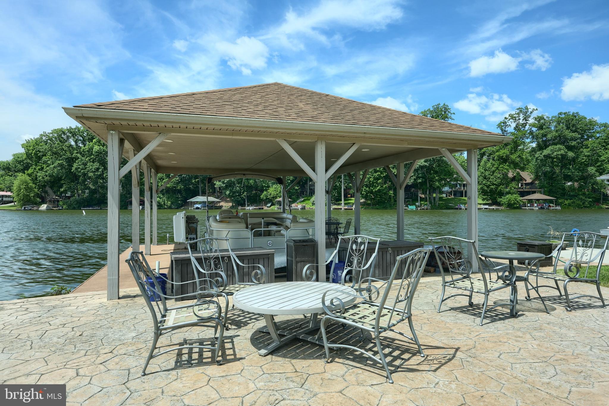 LAKE MEADE - Residential