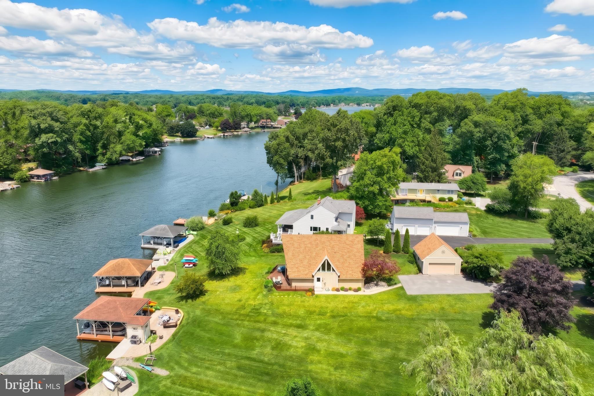 LAKE MEADE - Residential
