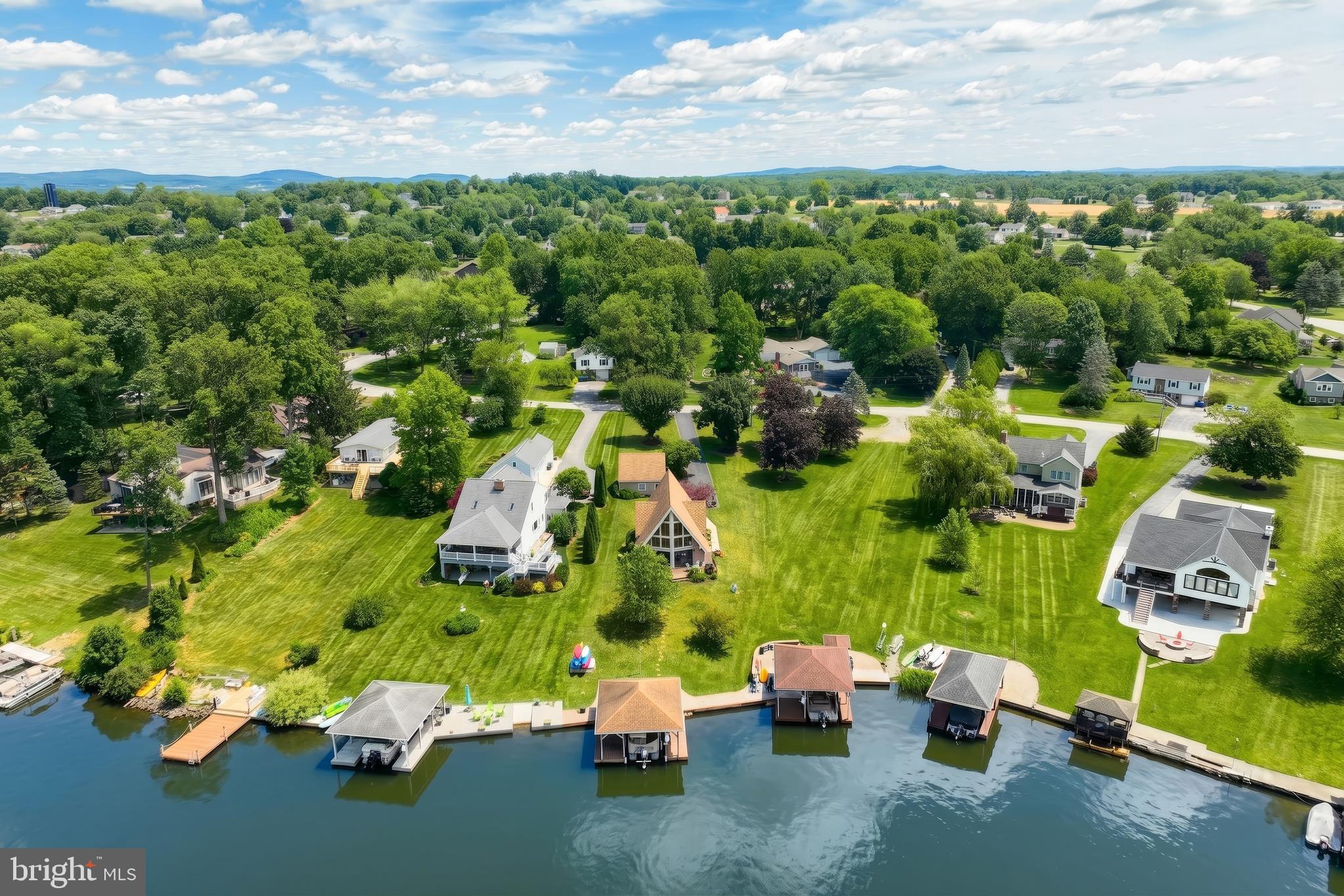 LAKE MEADE - Residential
