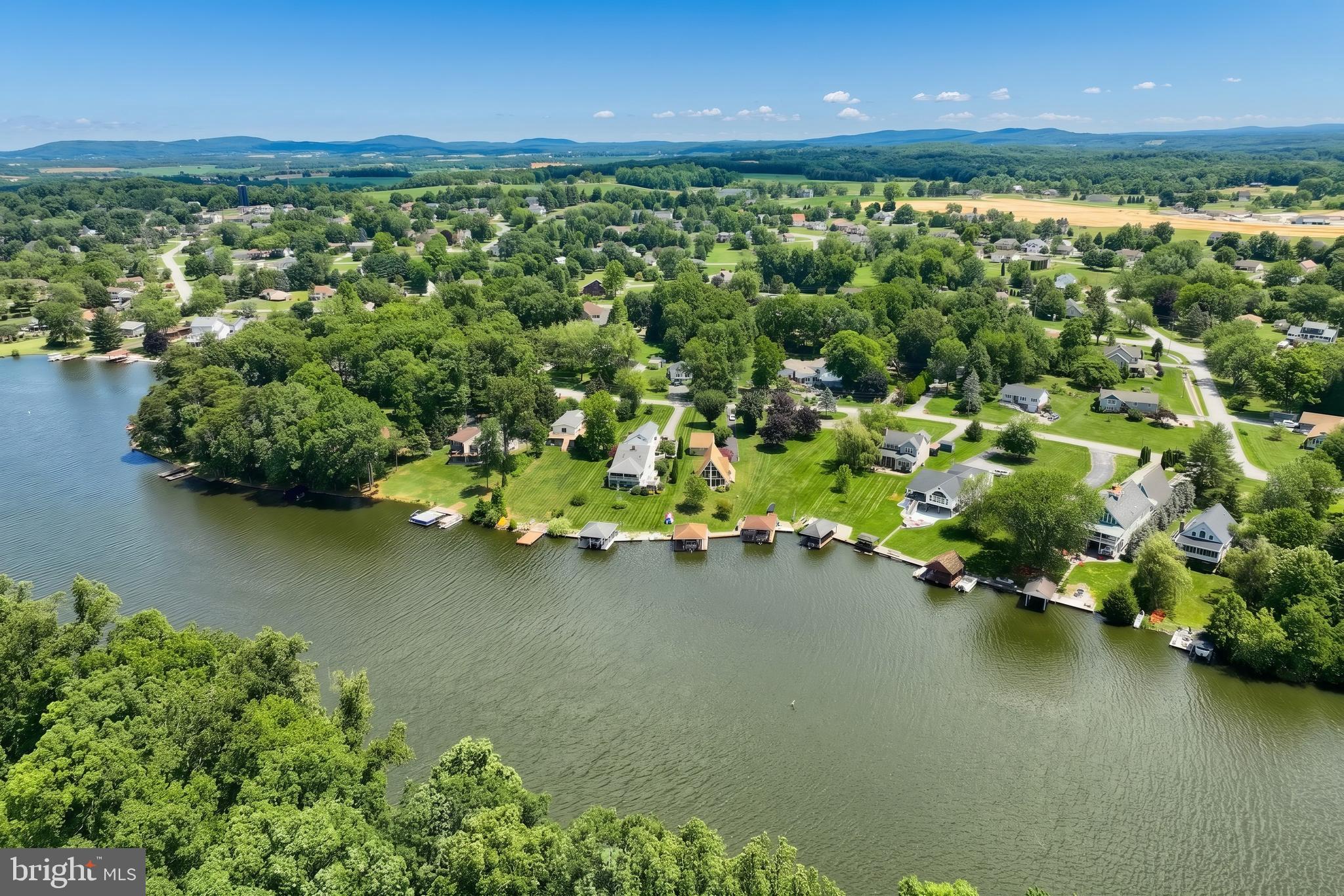 LAKE MEADE - Residential