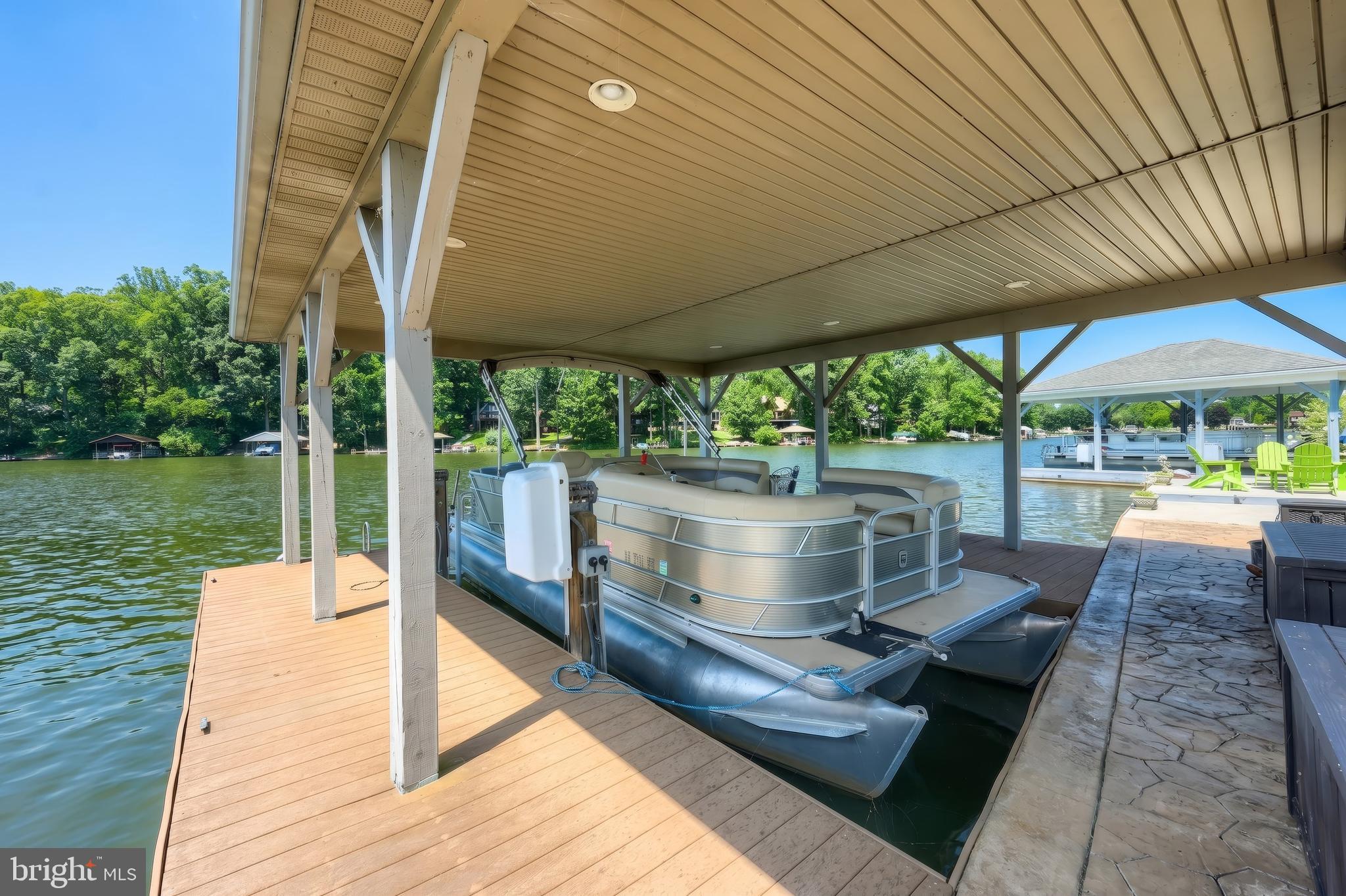 LAKE MEADE - Residential