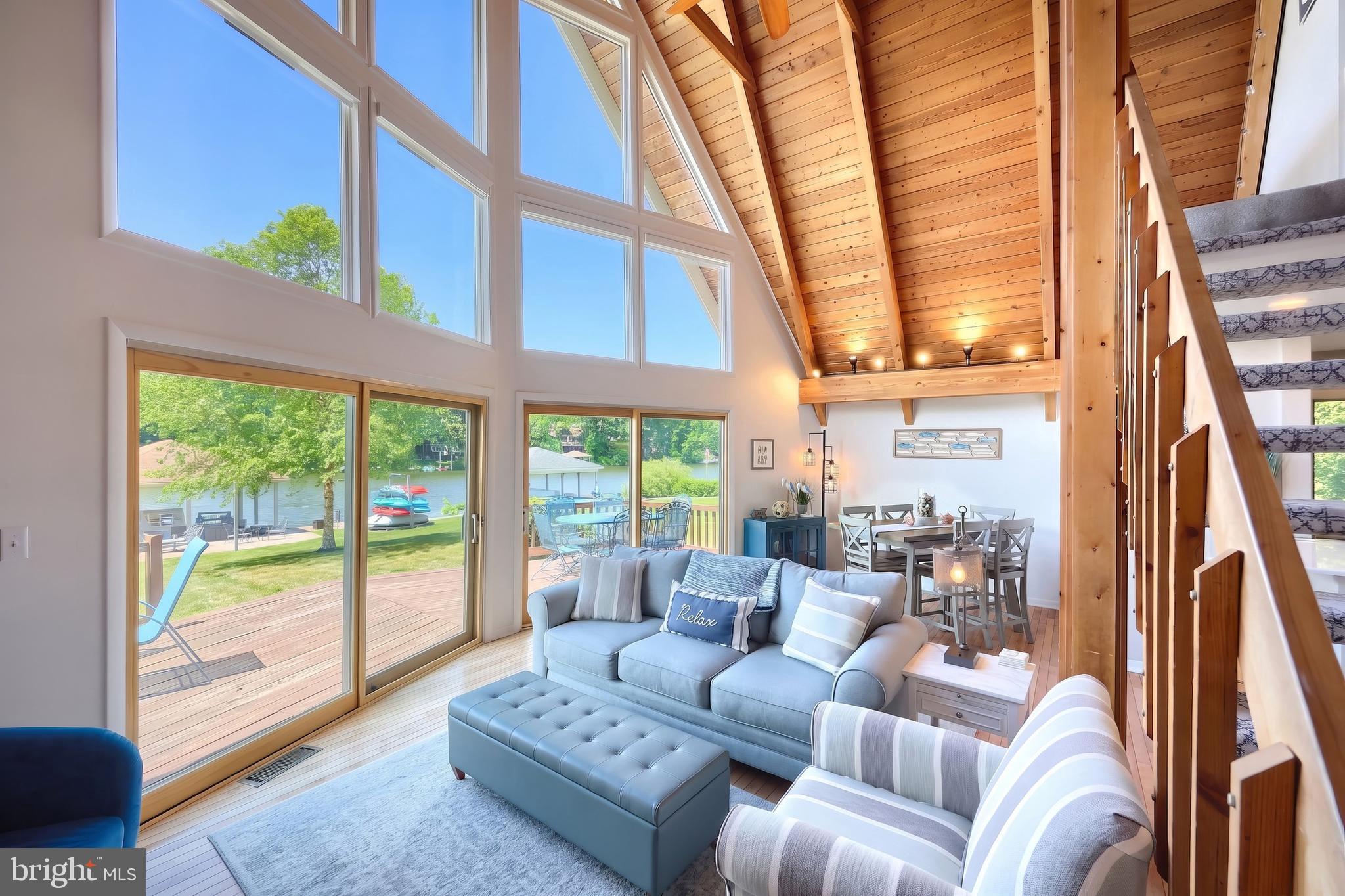 LAKE MEADE - Residential