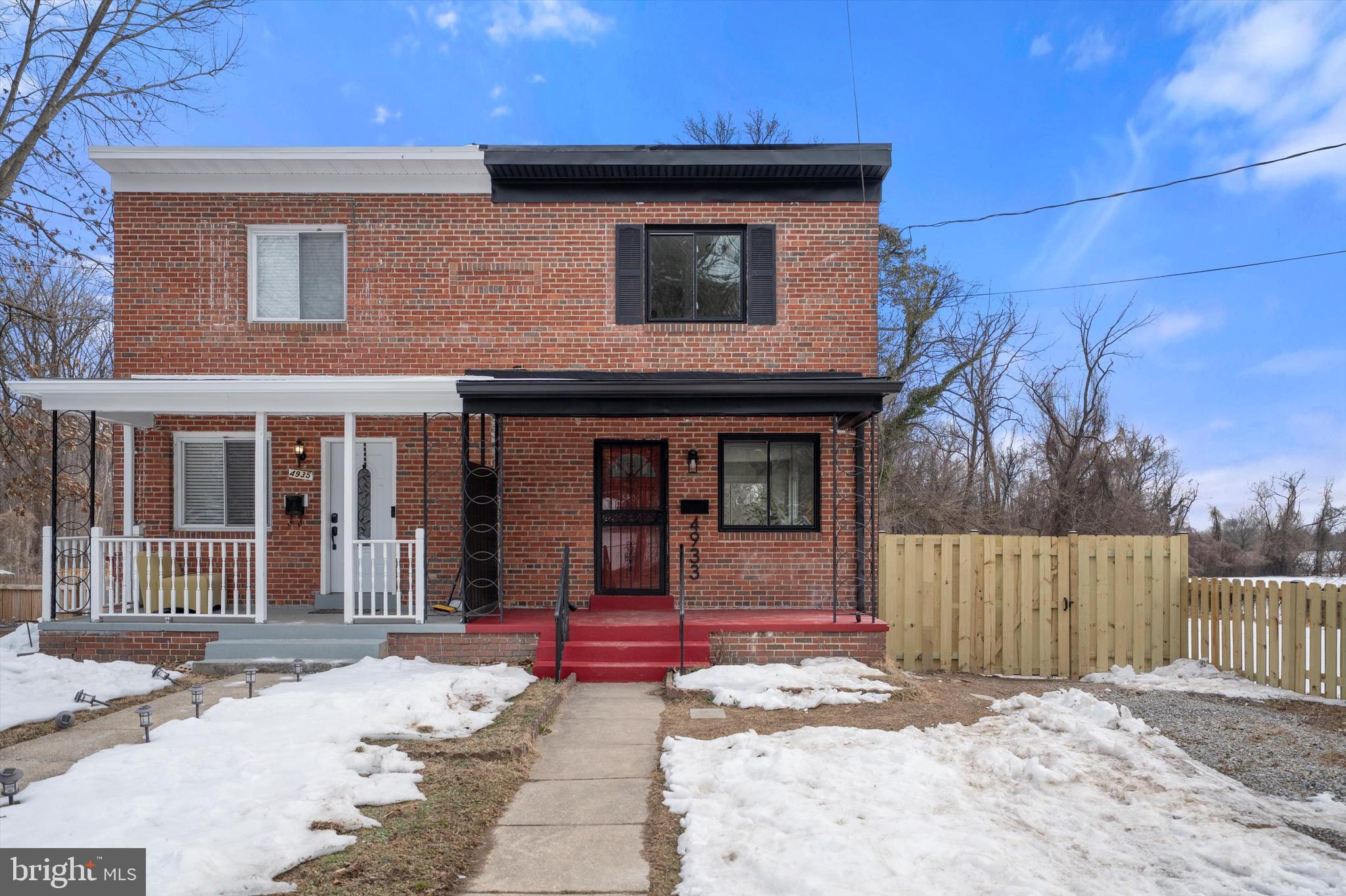 HYATTSVILLE - Residential
