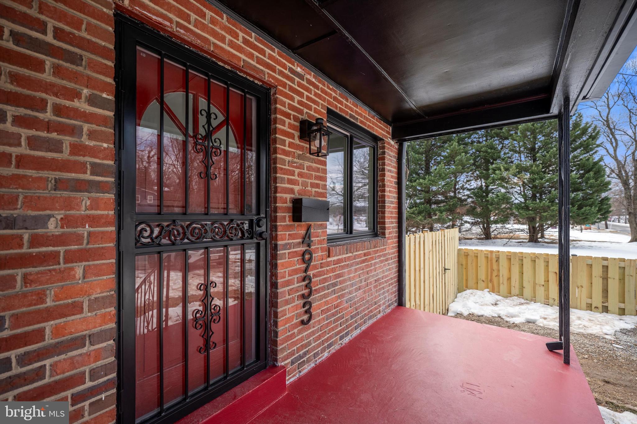 HYATTSVILLE - Residential