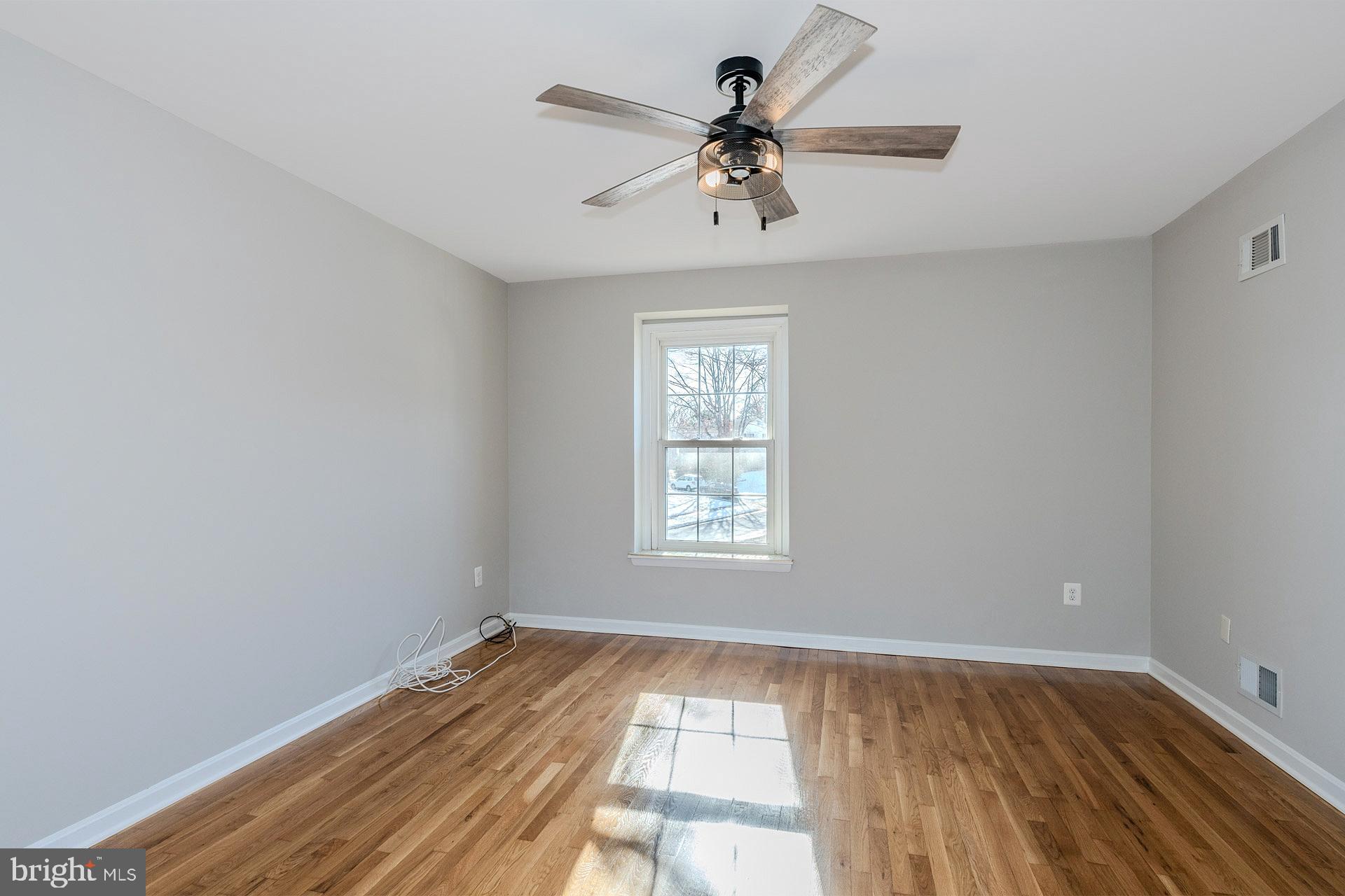 BEDFORD - Residential