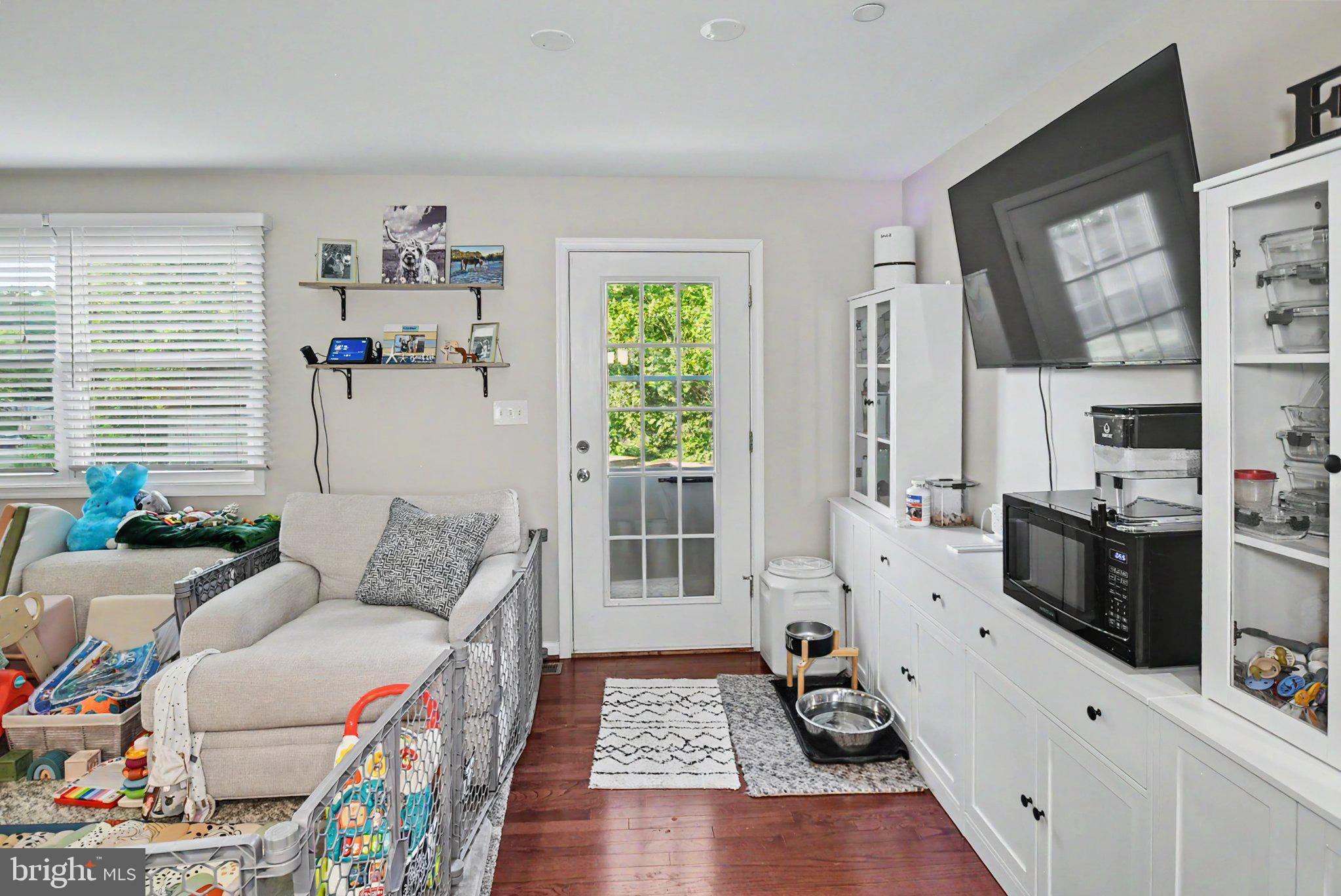 RIVA FARMS - Residential