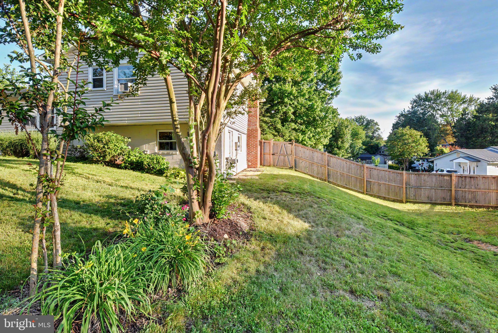 RIVA FARMS - Residential