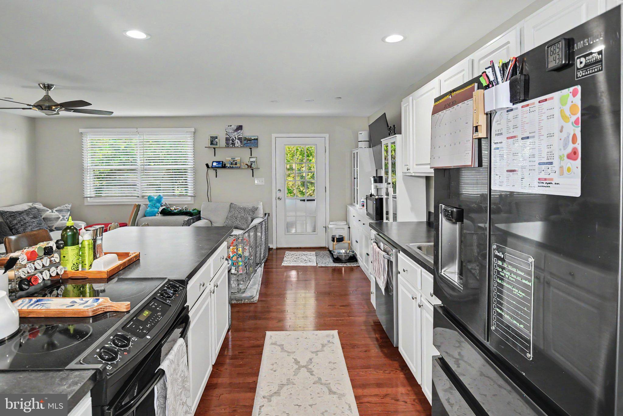 RIVA FARMS - Residential
