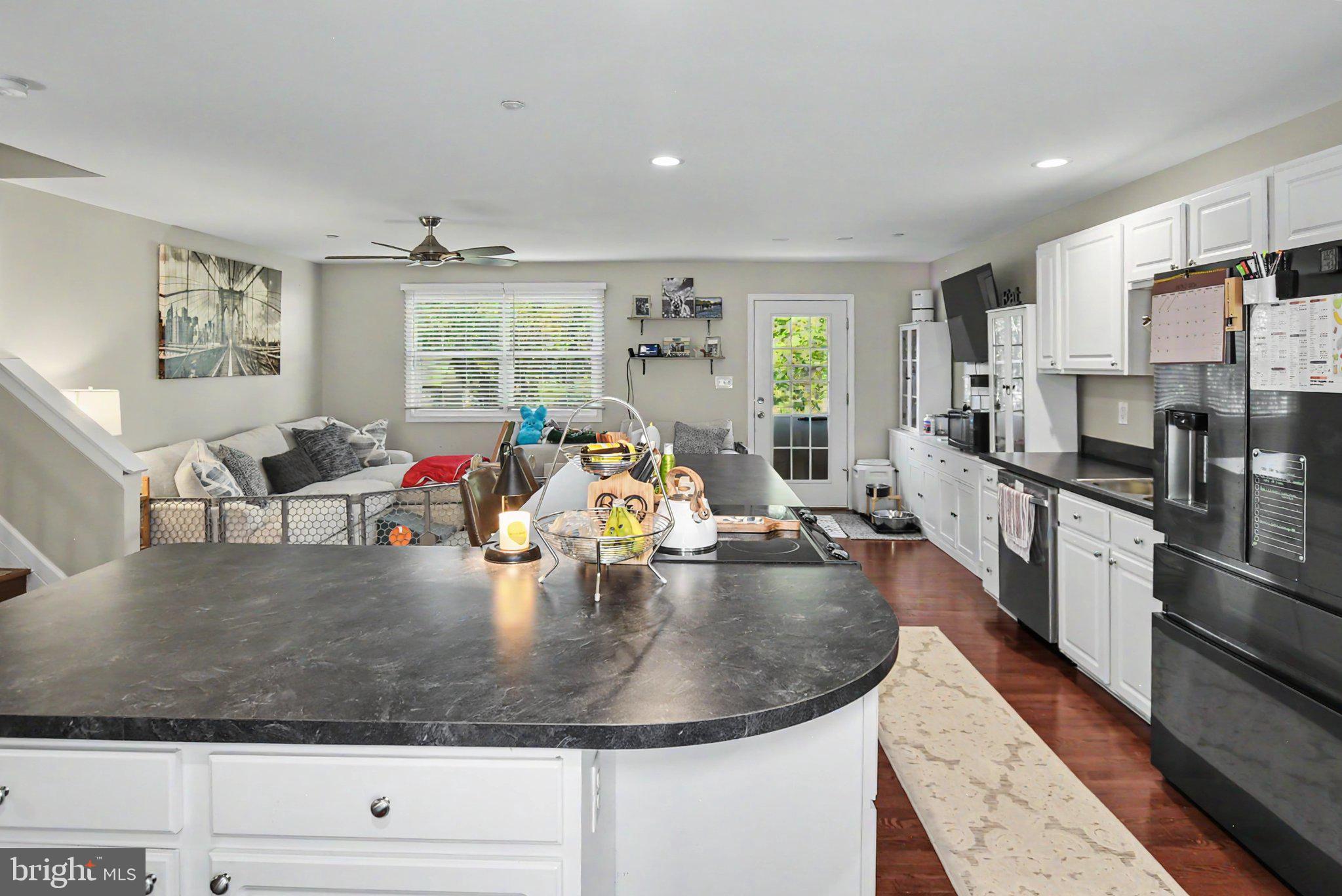 RIVA FARMS - Residential