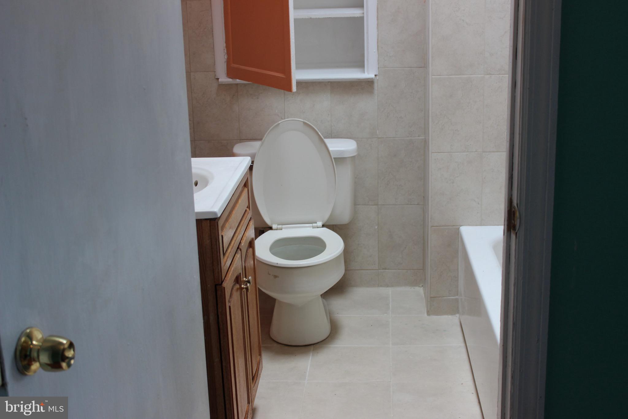 PHILADELPHIA (NORTHEAST) - Residential