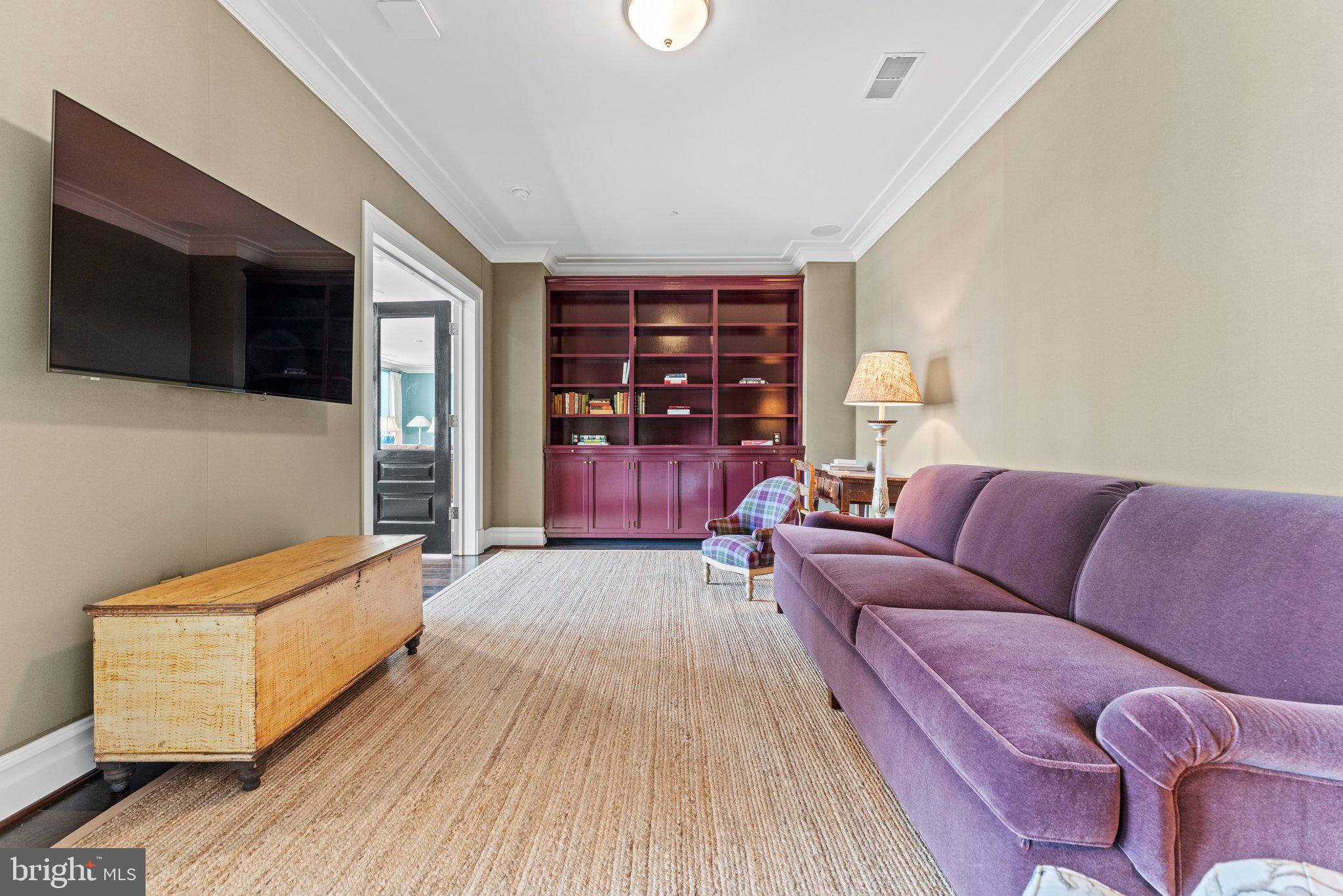THE SIGNET - Residential