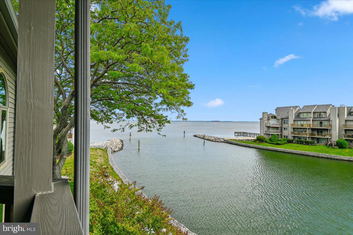 CHESAPEAKE HARBOUR - Residential