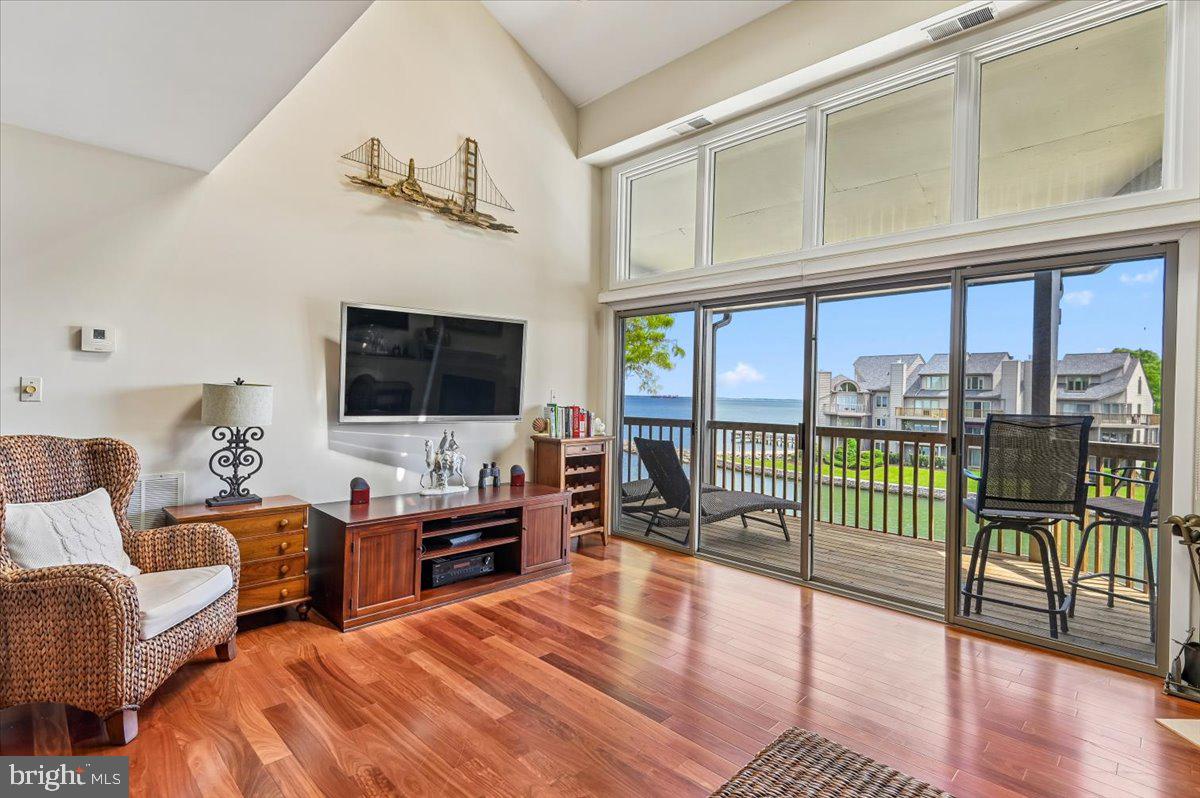 CHESAPEAKE HARBOUR - Residential