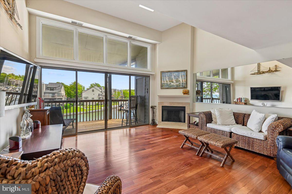 CHESAPEAKE HARBOUR - Residential