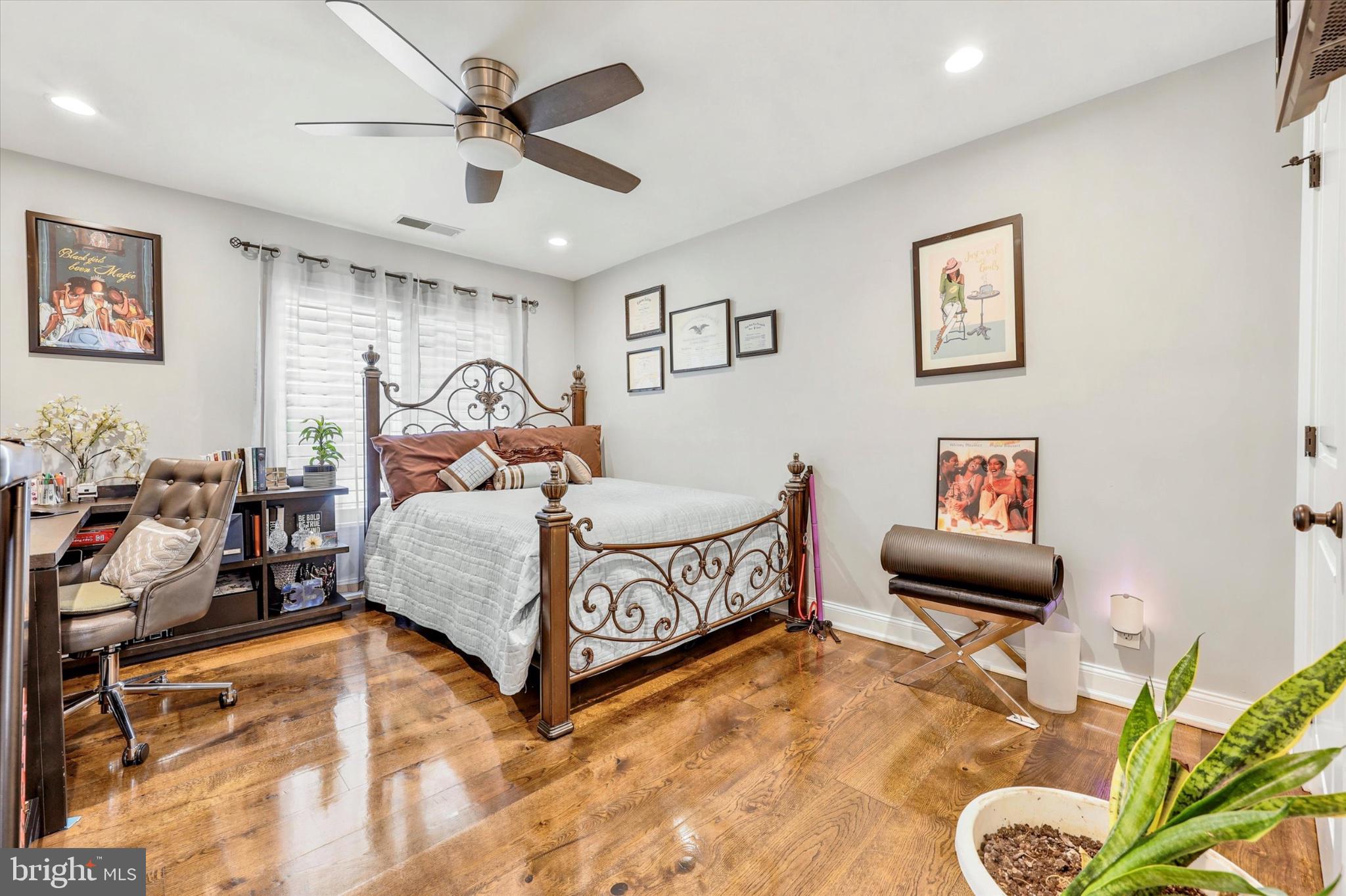OAK HILL ESTATES - Residential