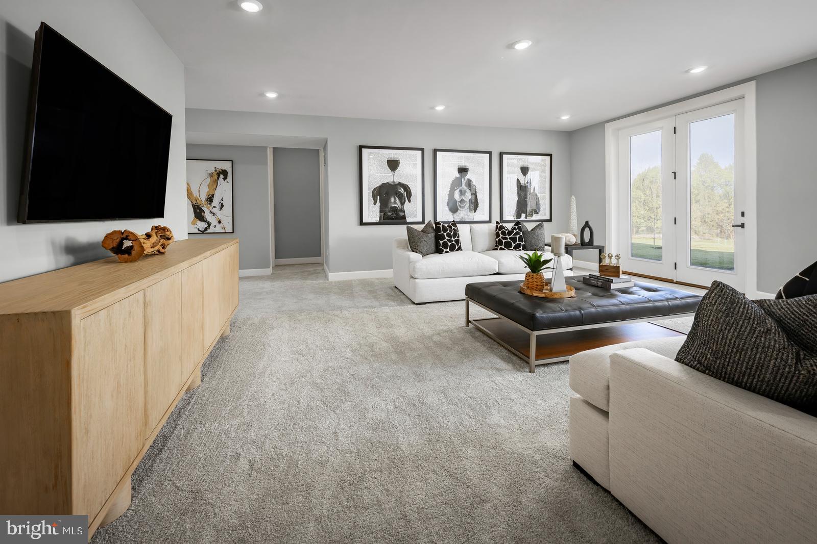 BRINTON LAKE ESTATES - Residential