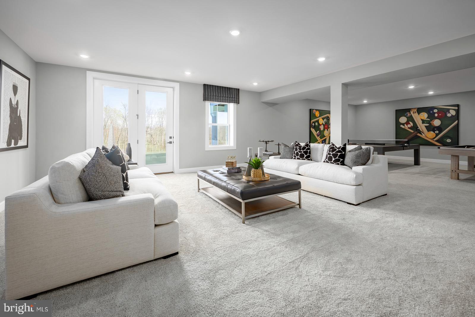 BRINTON LAKE ESTATES - Residential
