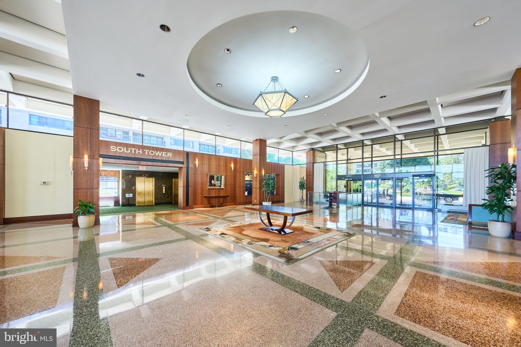SKYLINE PLAZA - Residential
