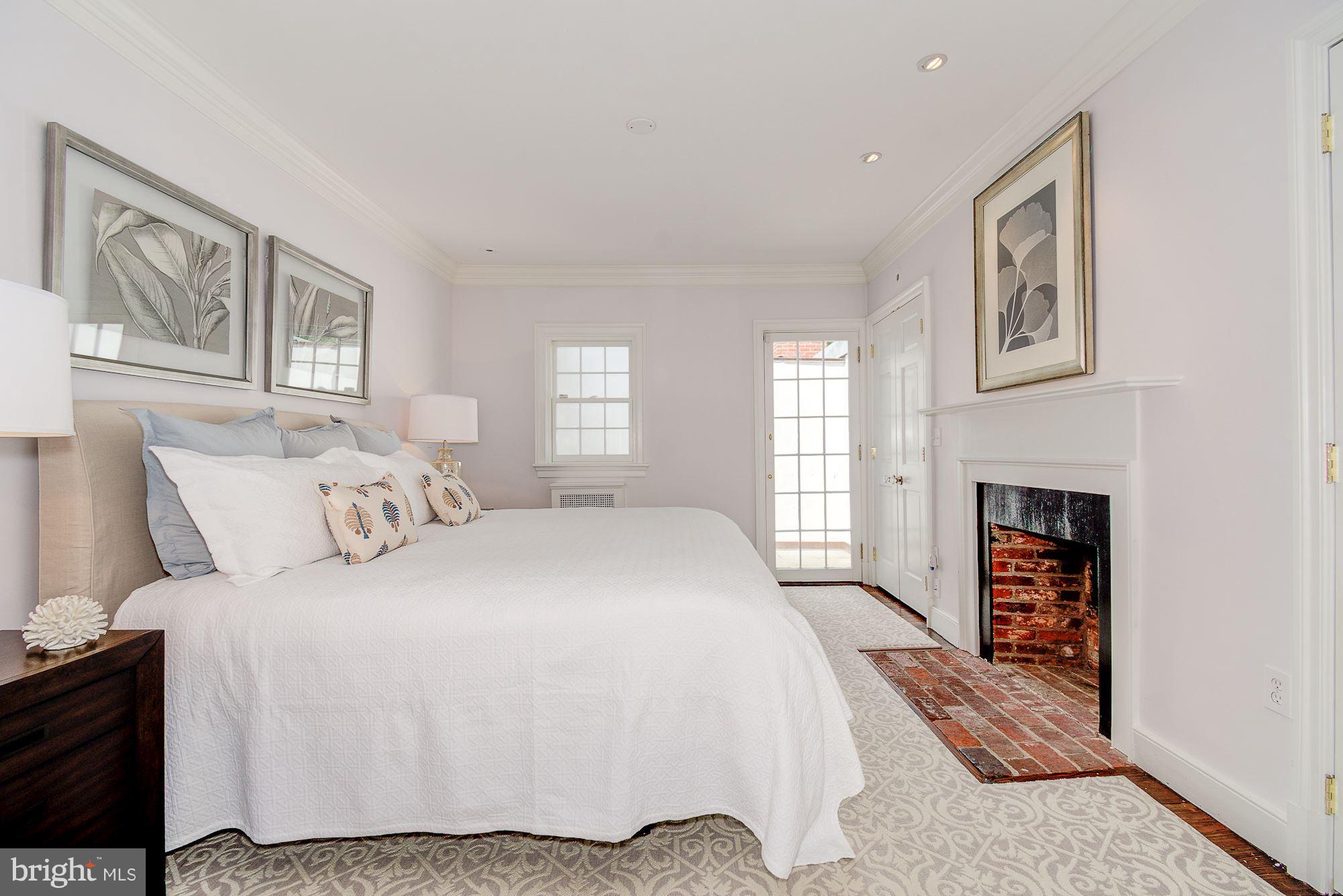 GEORGETOWN - Residential