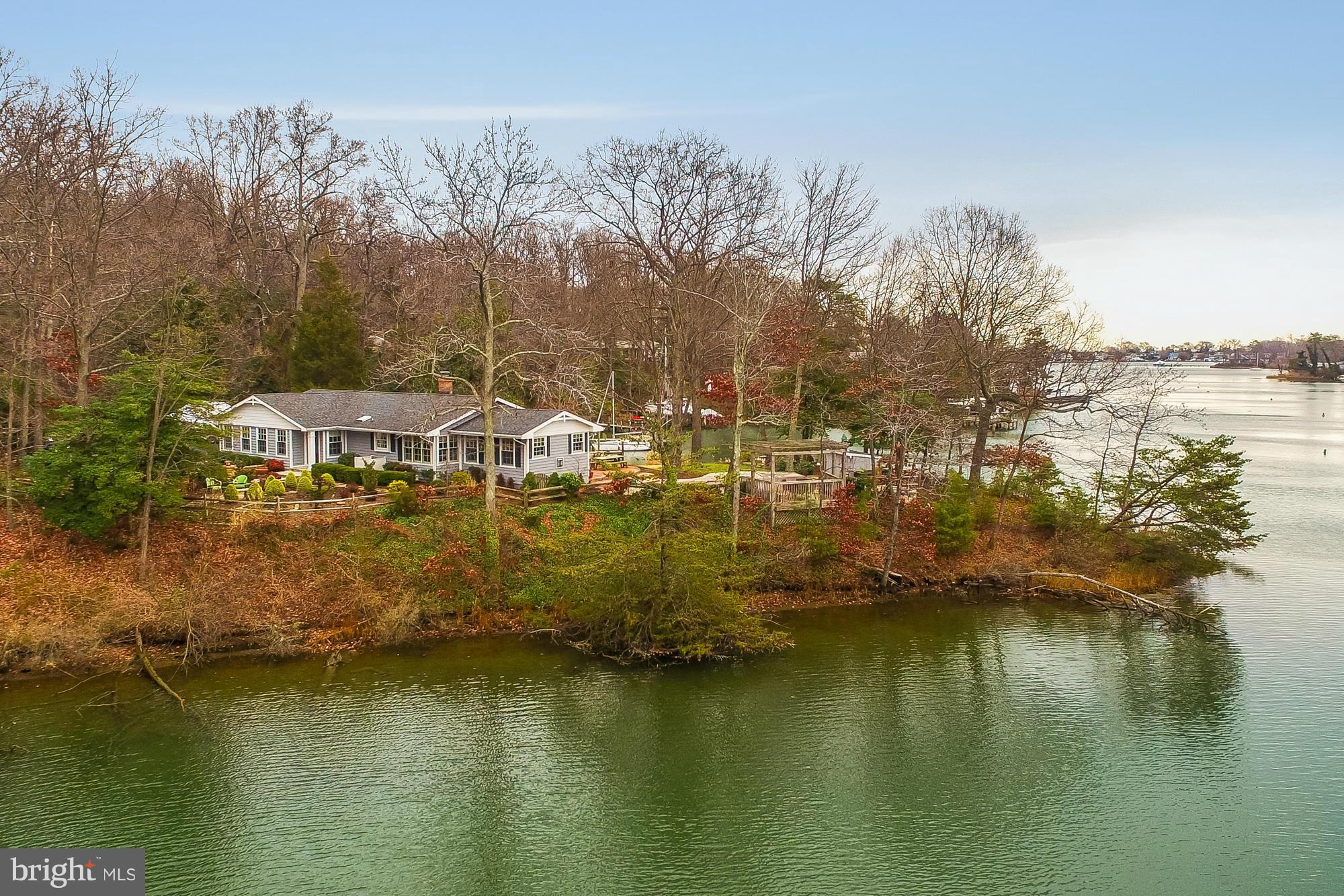 ANNAPOLIS ROADS - Residential