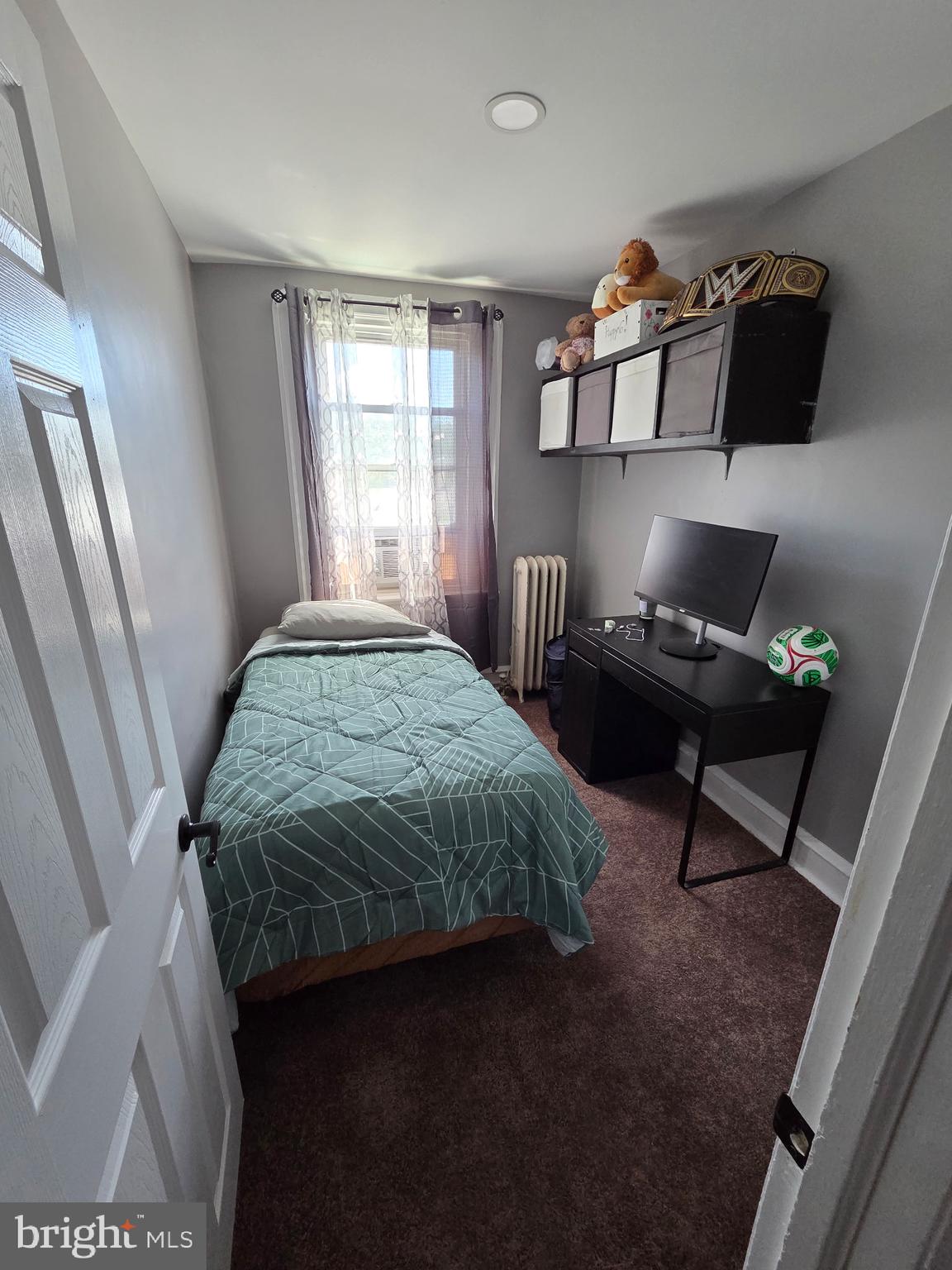 LAWNDALE - Residential