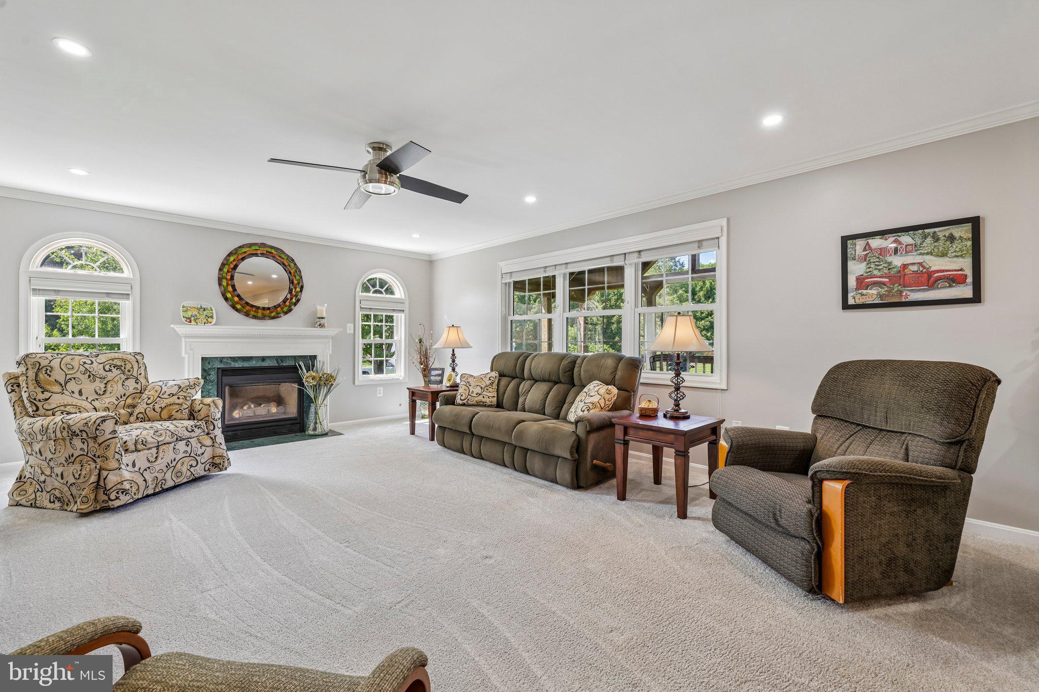 SHERLOCK HOLMES ESTATES - Residential